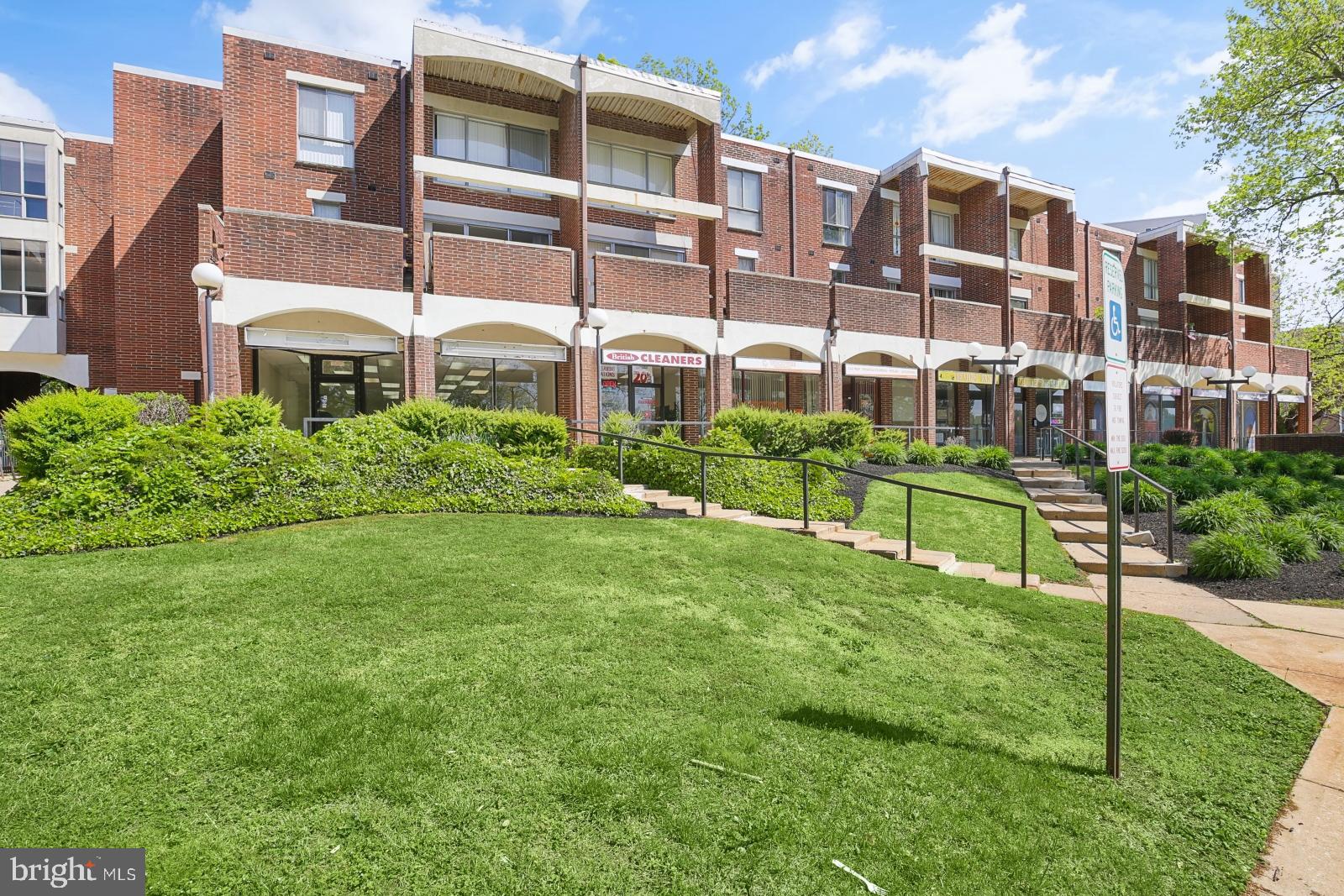 3901 CONSHOHOCKEN AVENUE 008