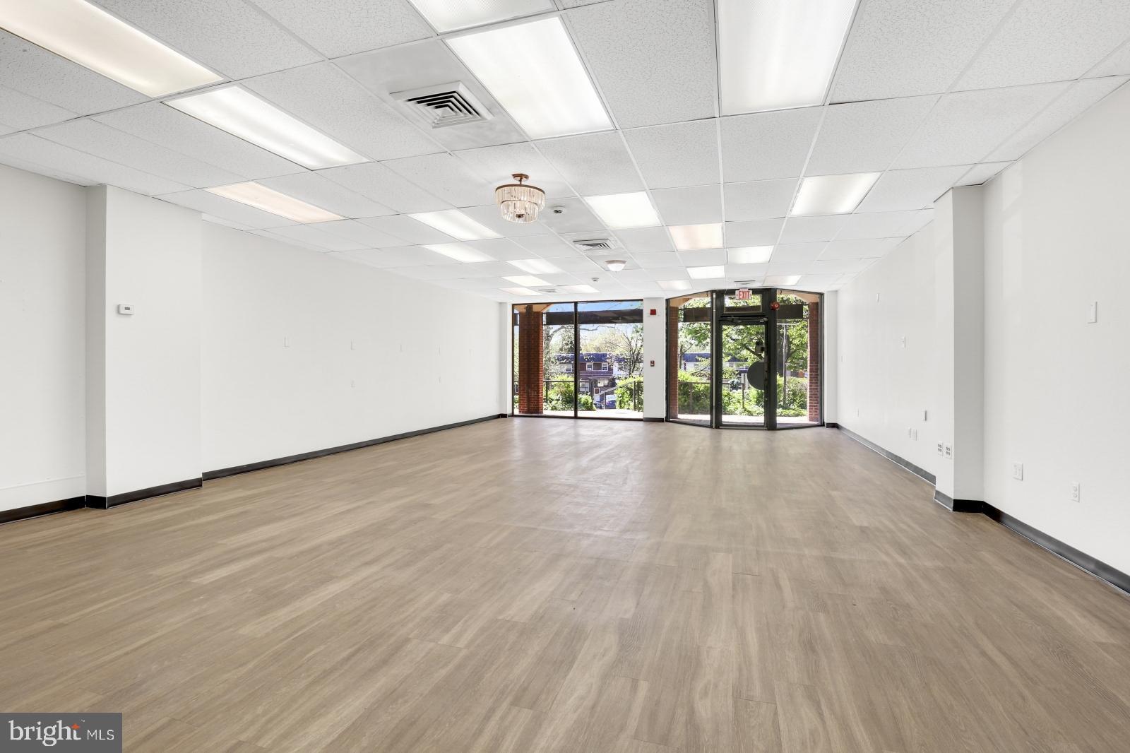 BALWYNNE PARK - Commercial Lease