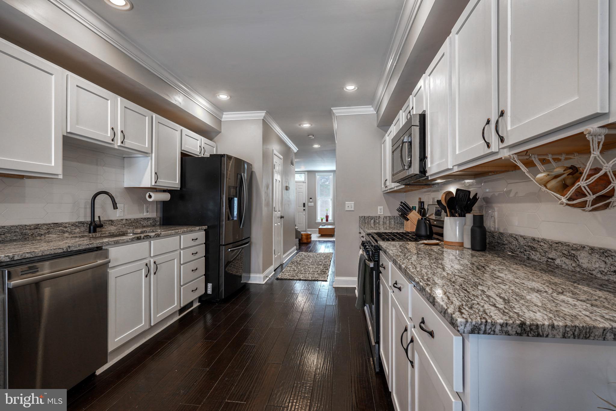 RIVERSIDE - Residential