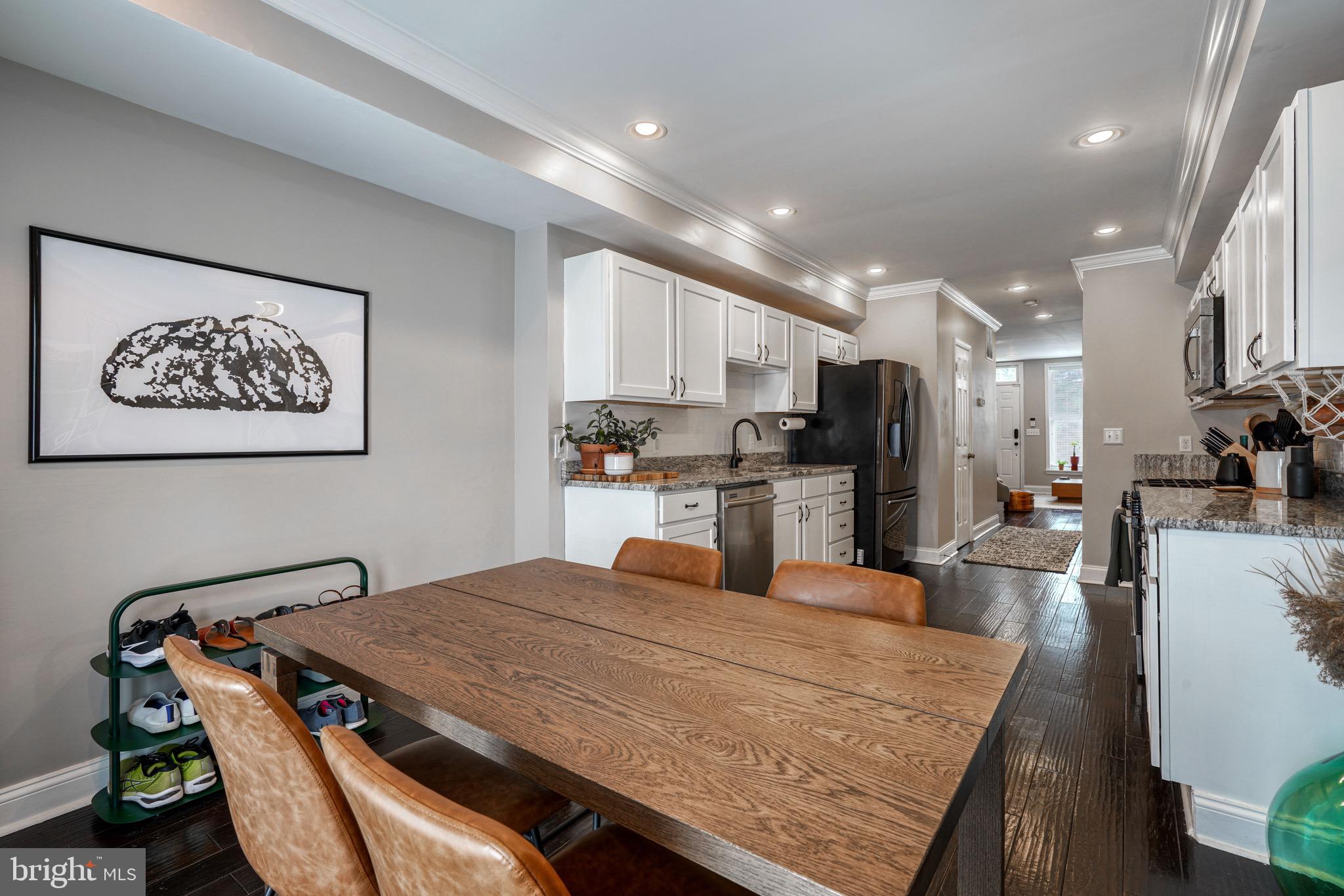 RIVERSIDE - Residential