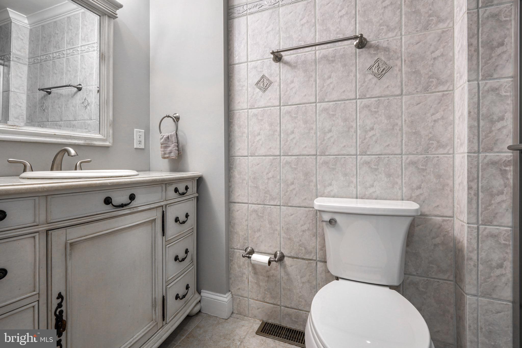 RIVERSIDE - Residential