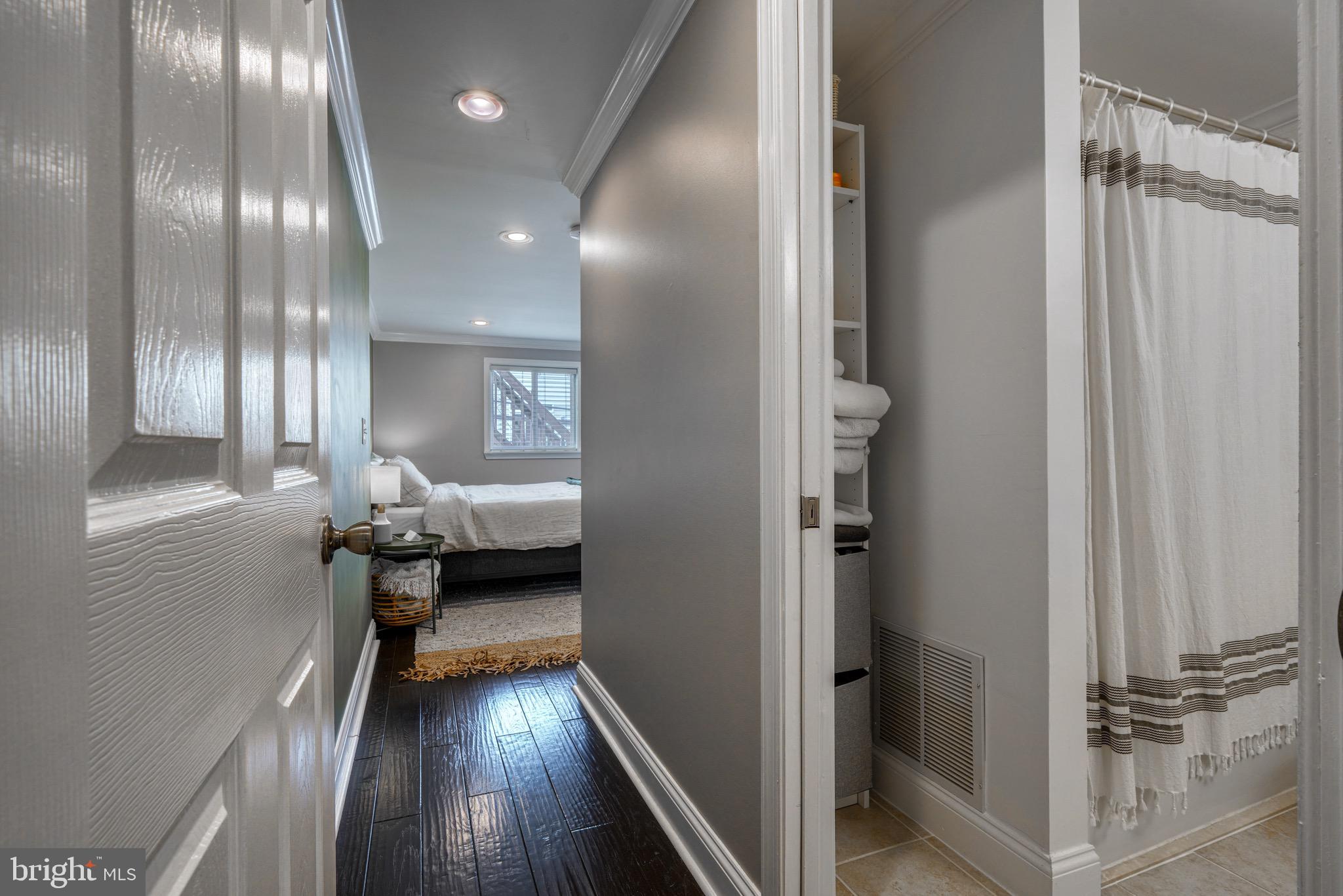 RIVERSIDE - Residential