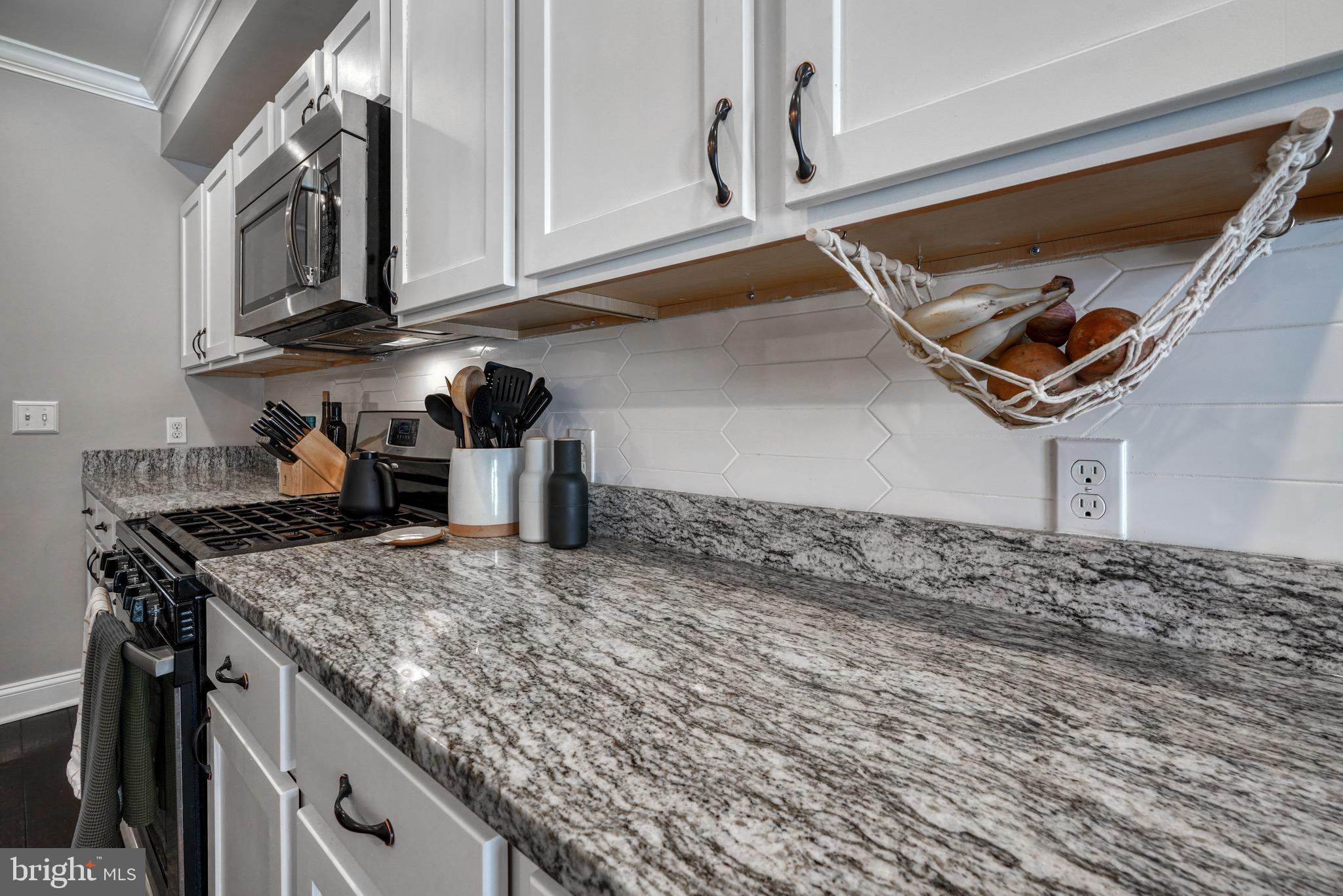 RIVERSIDE - Residential