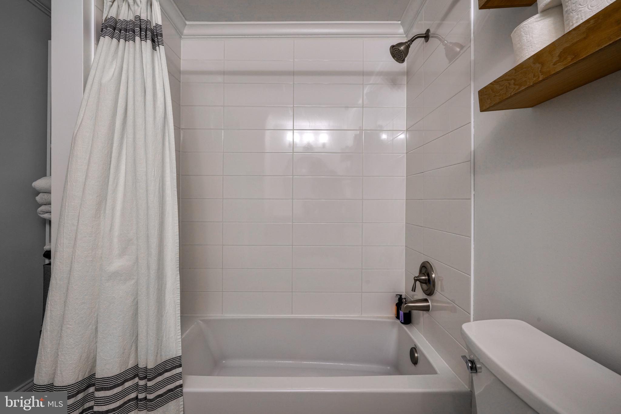 RIVERSIDE - Residential