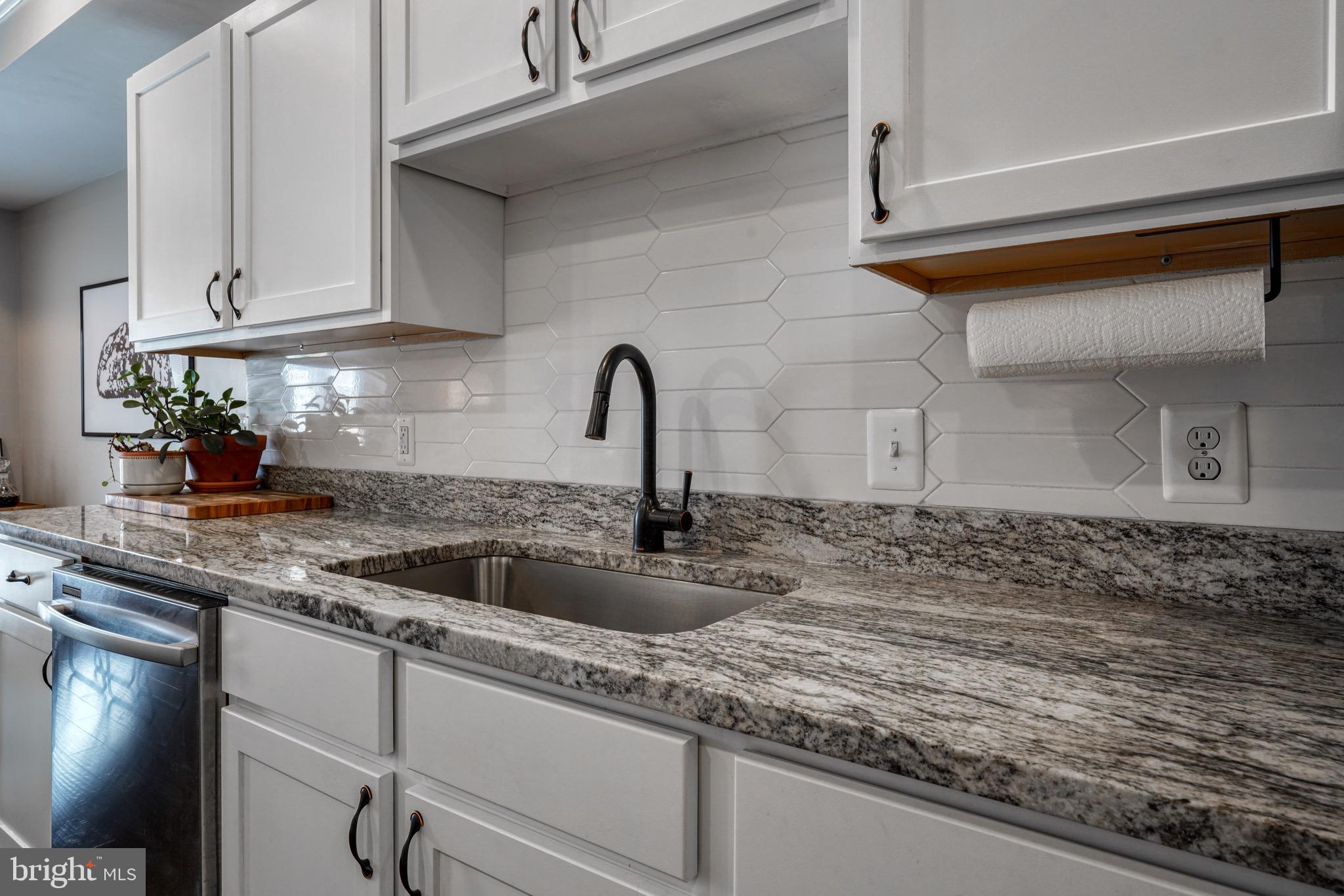 RIVERSIDE - Residential