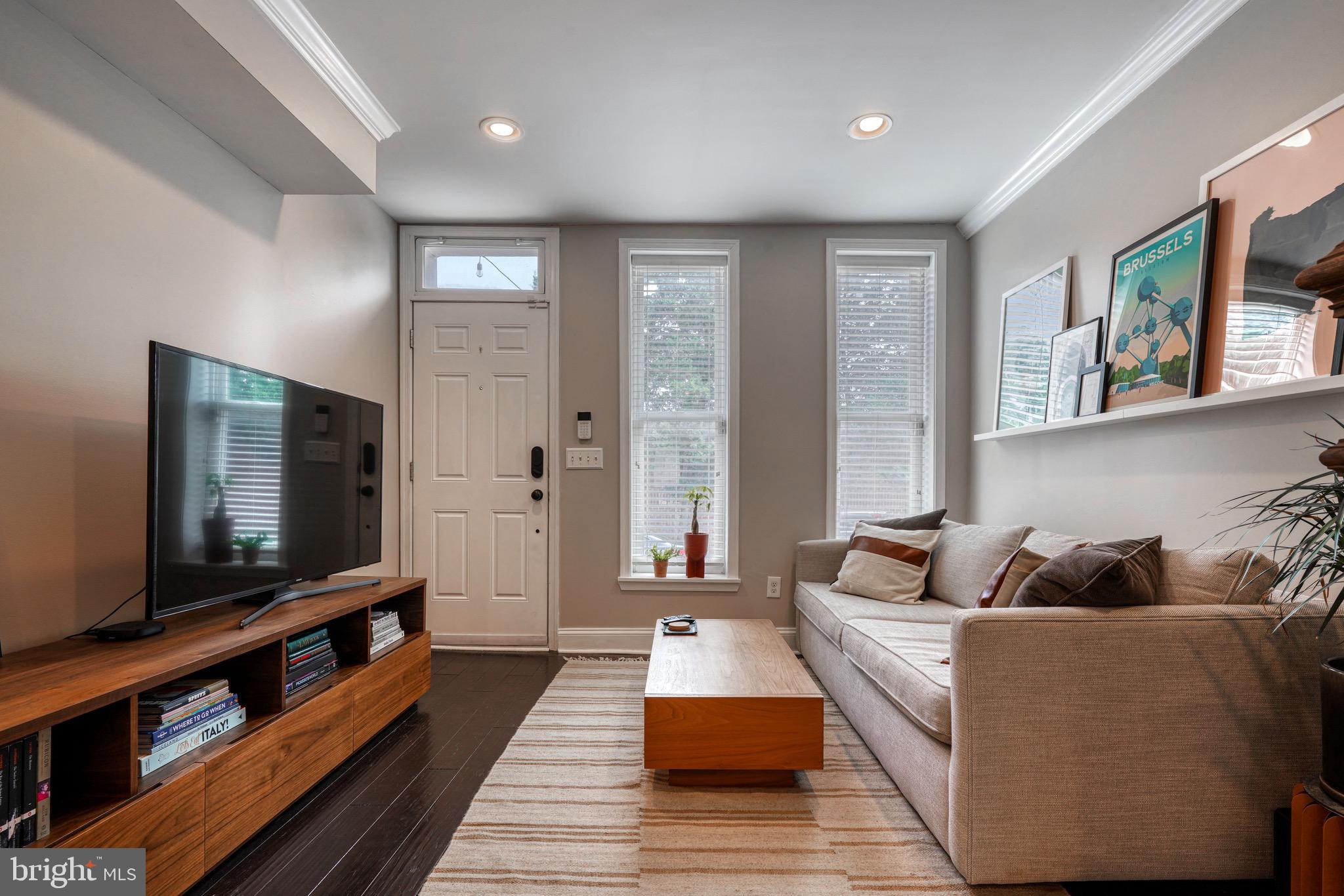 RIVERSIDE - Residential