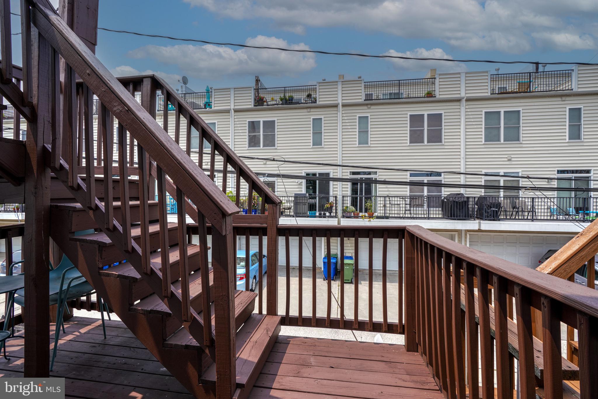 RIVERSIDE - Residential