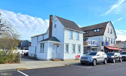 141 BRIDGEBORO STREET 2 RIVERSIDE NJ 08075