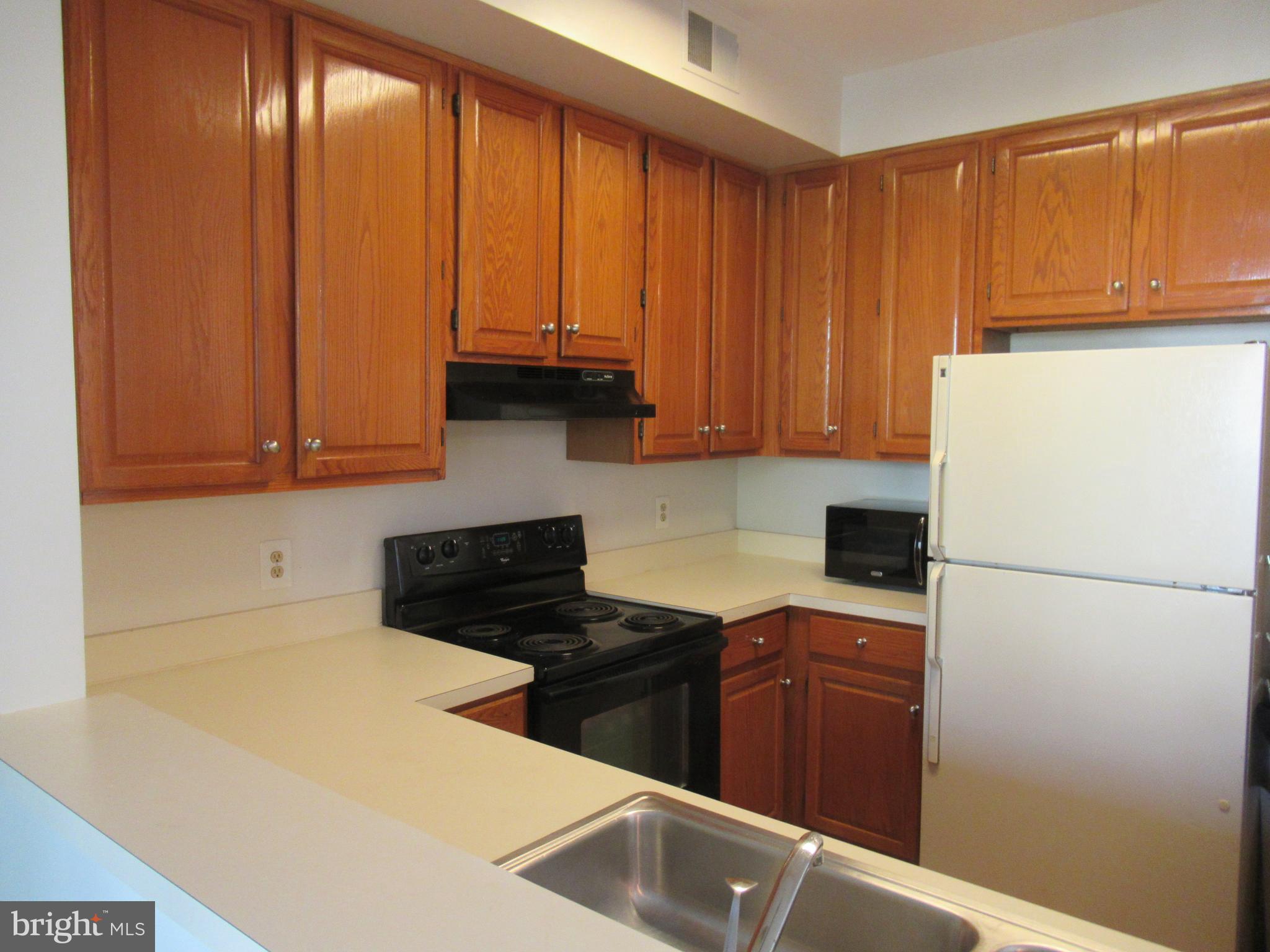 ETON SQUARE - Residential Lease