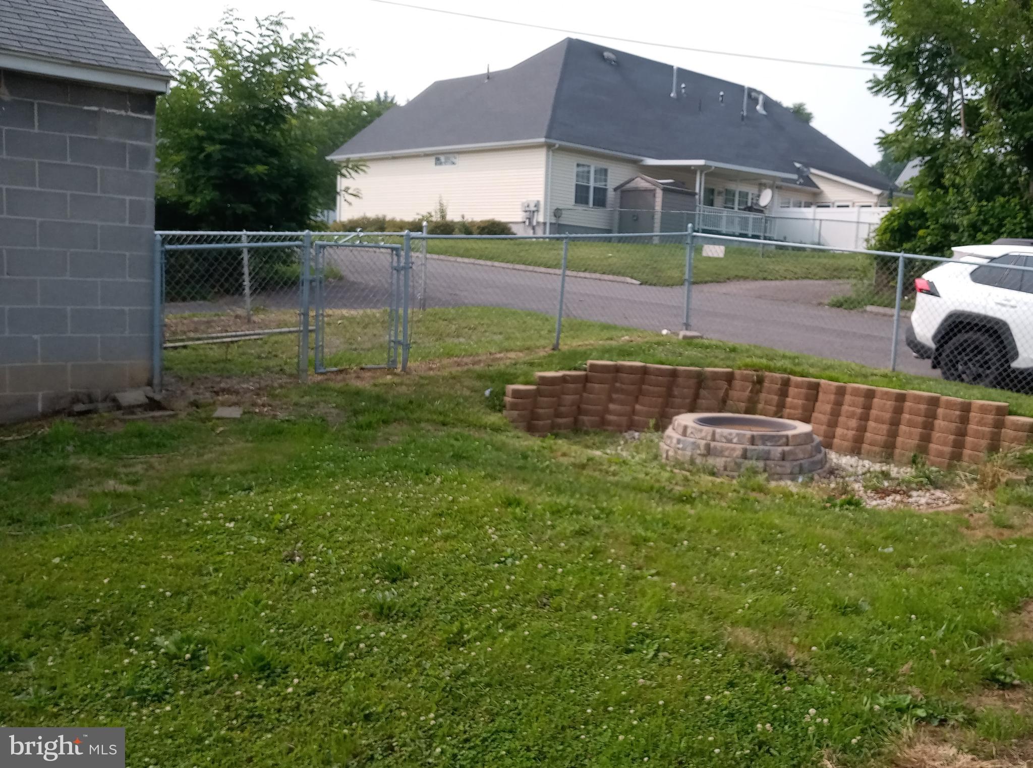 MAPLESIDE - Residential