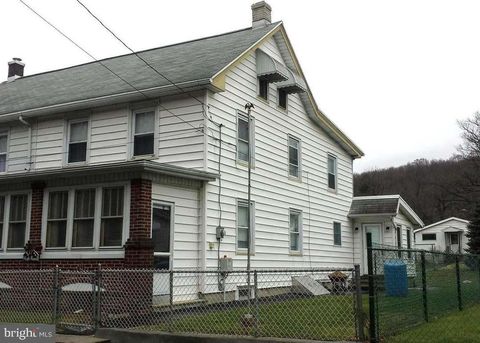 17 HIGH ROAD POTTSVILLE PA 17901