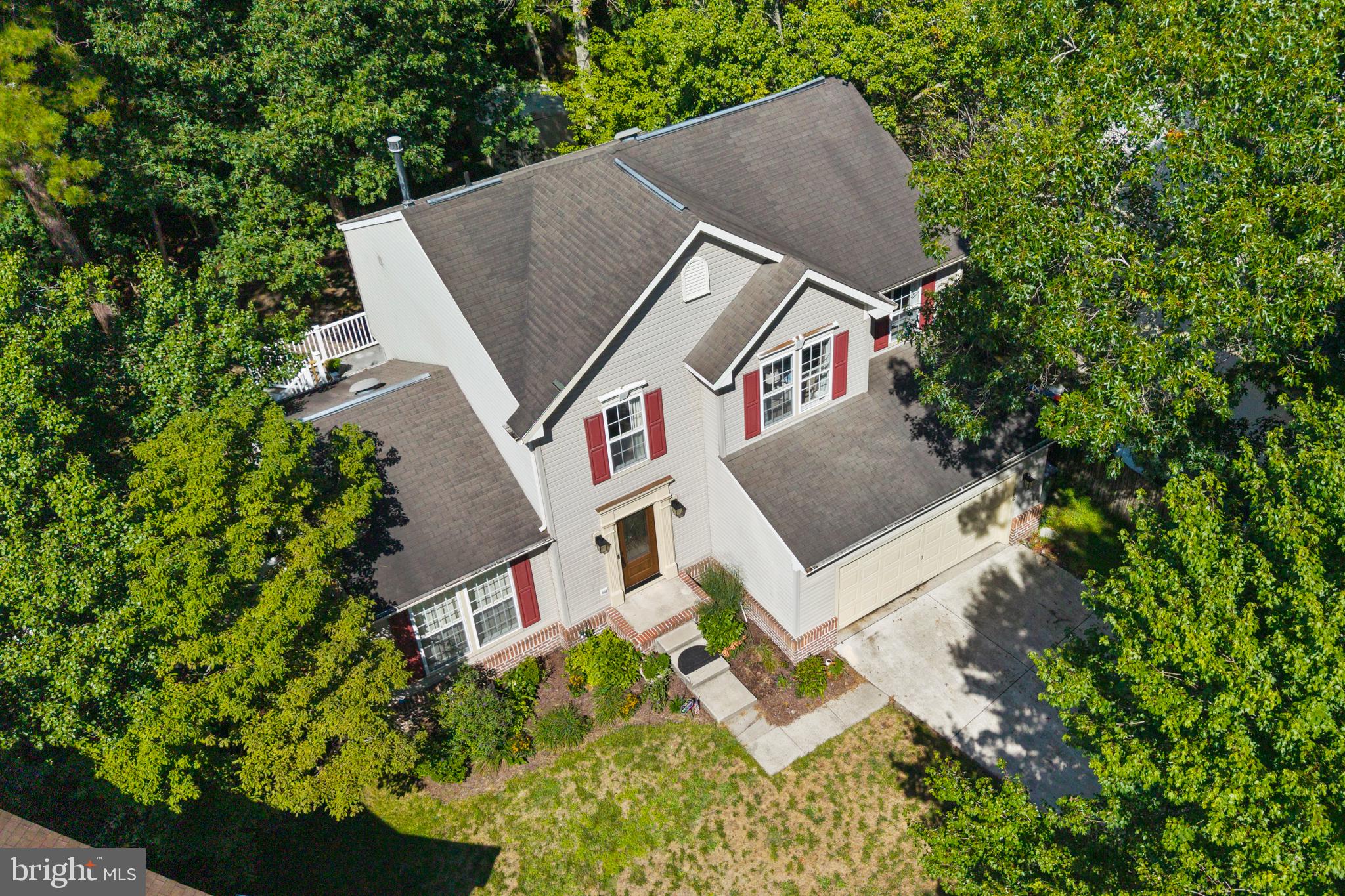 166 CANTERBURY COURT