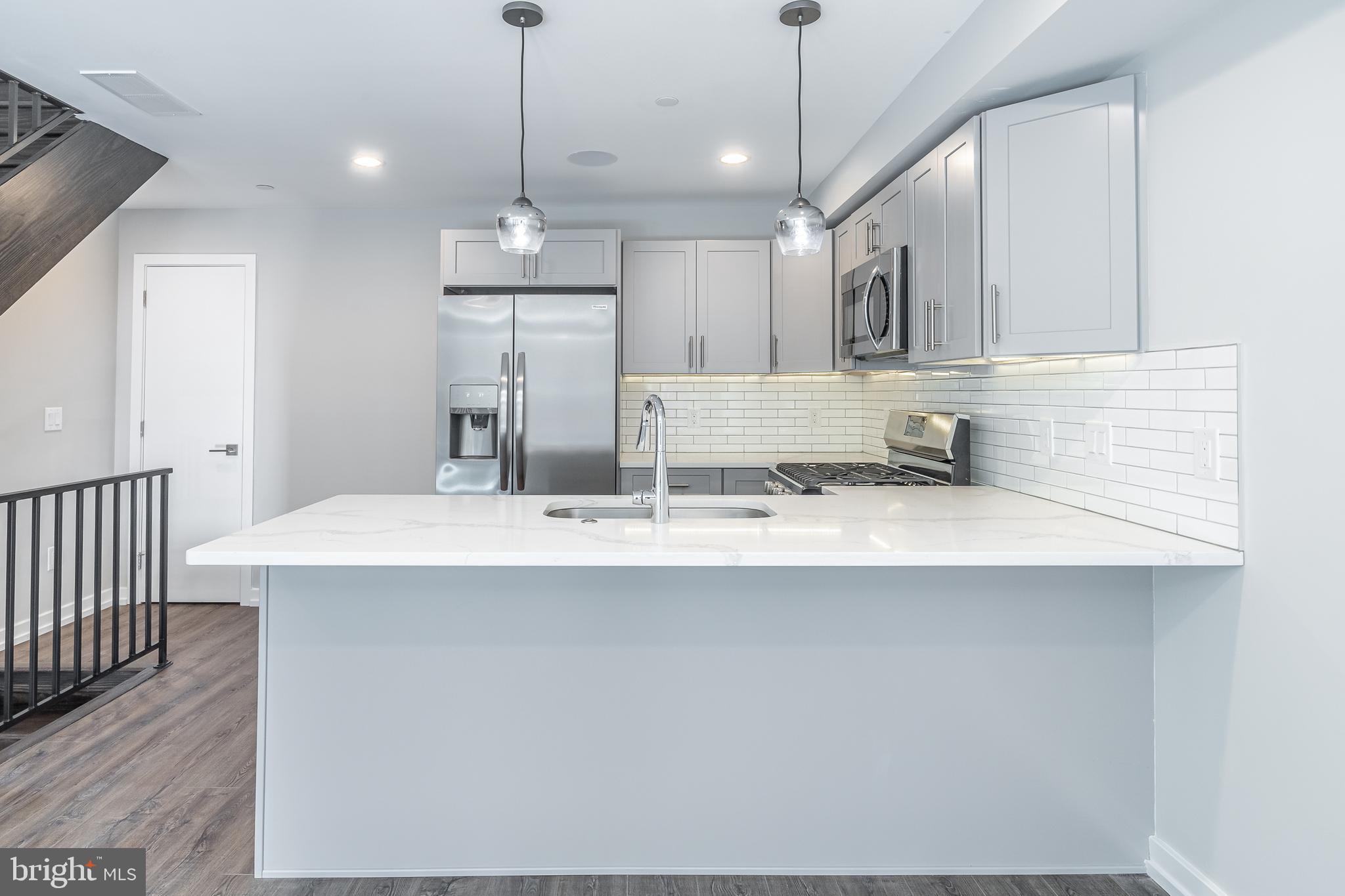 GRADUATE HOSPITAL - Residential Lease