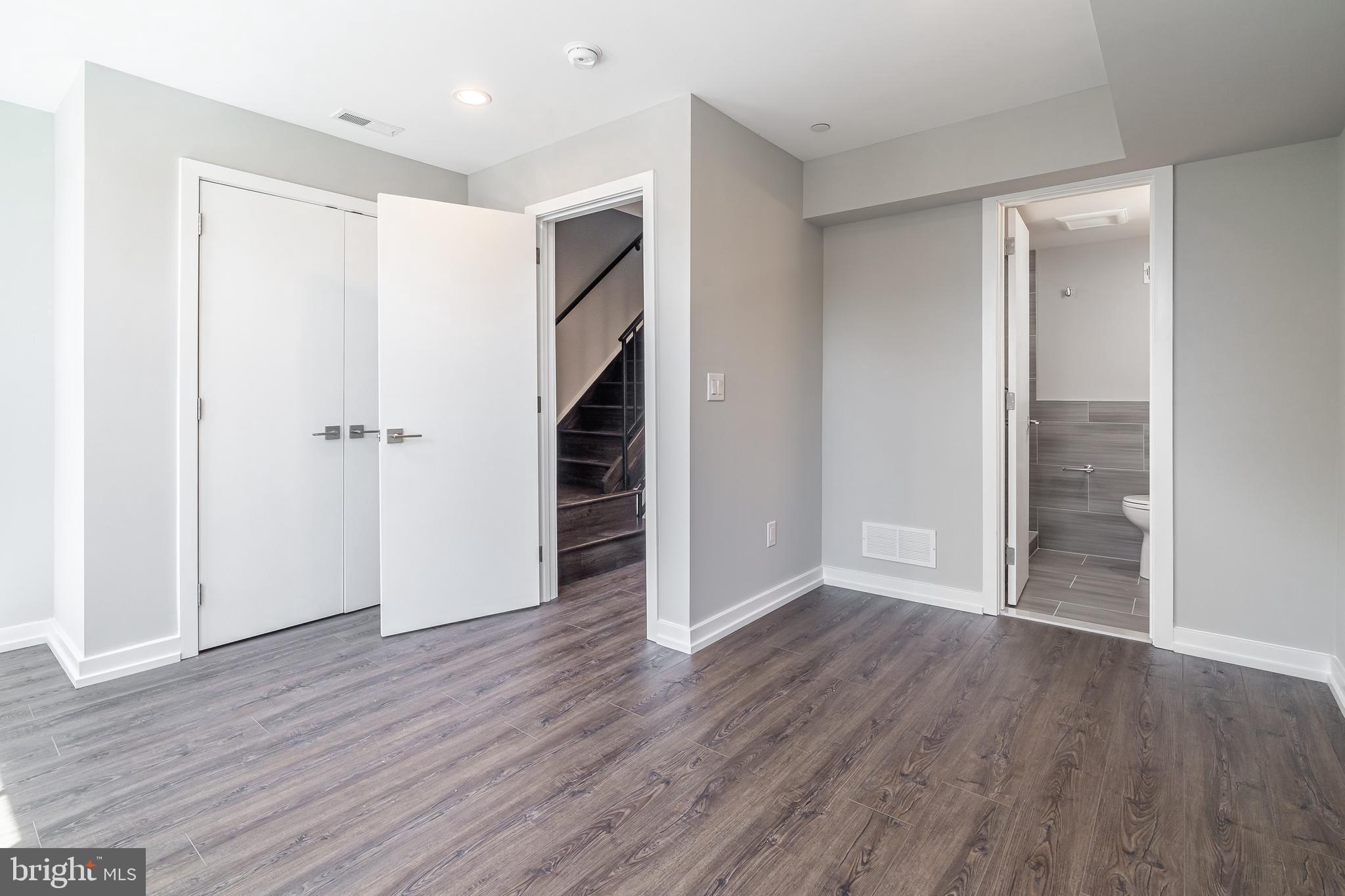 GRADUATE HOSPITAL - Residential Lease