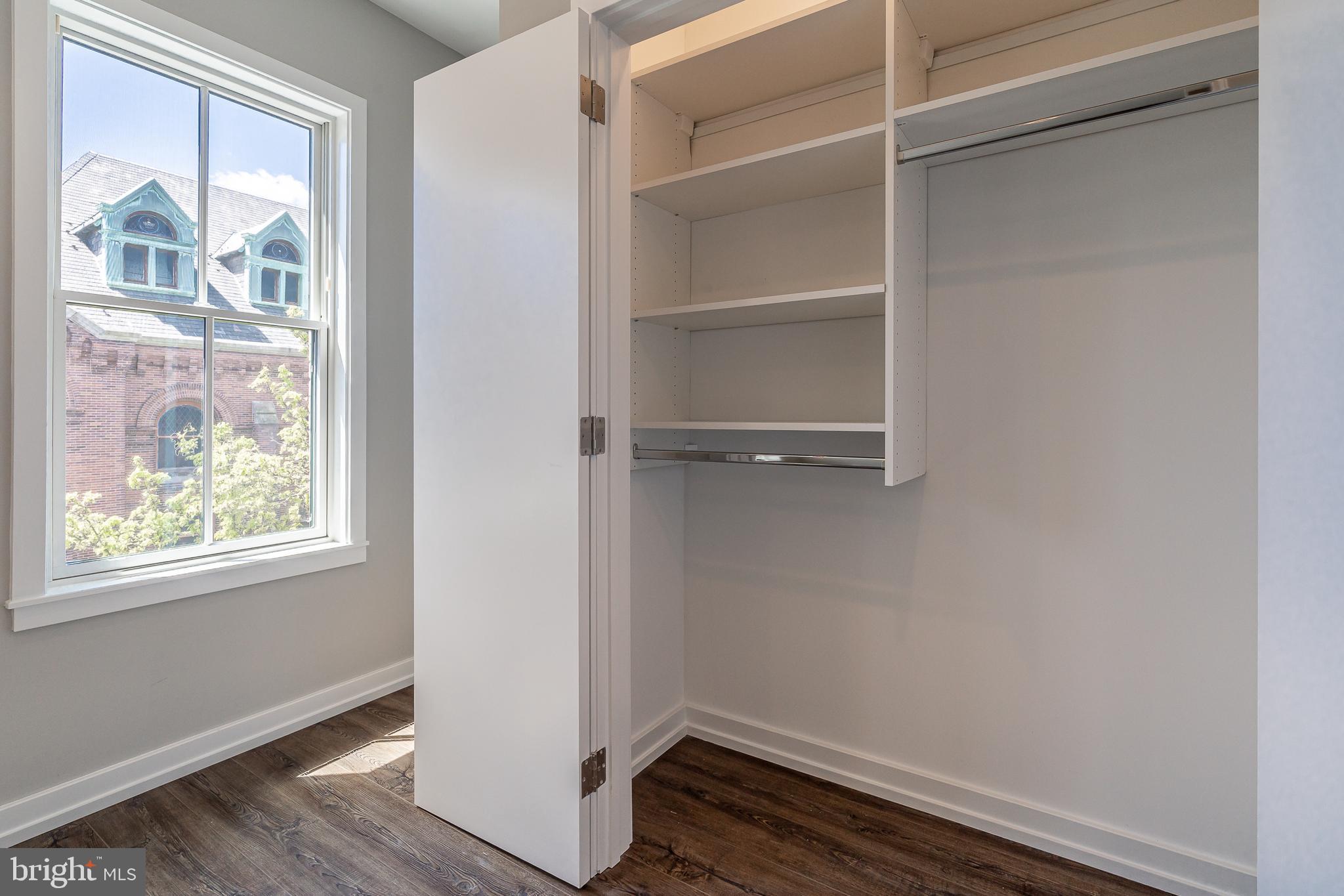 GRADUATE HOSPITAL - Residential Lease