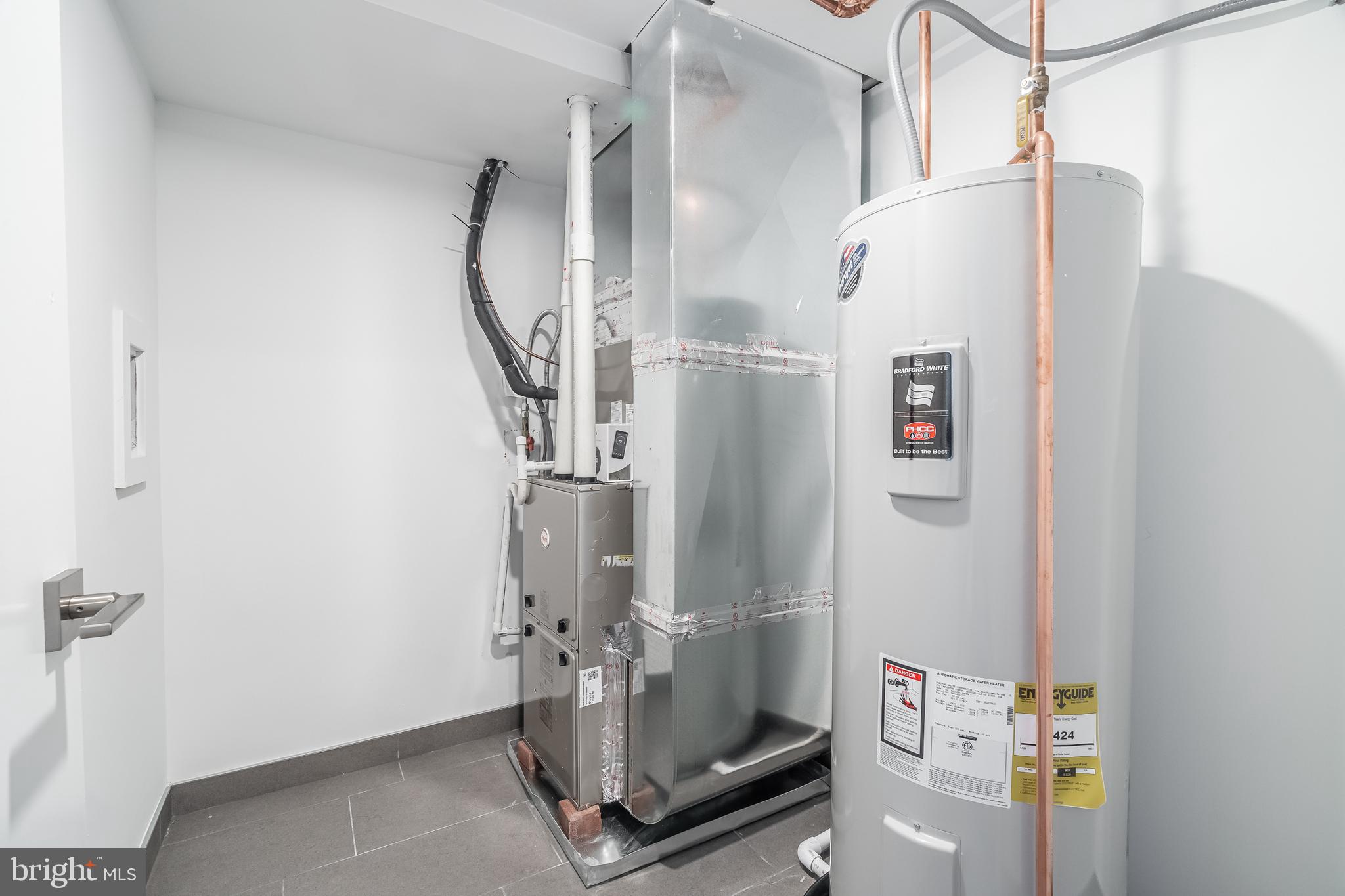 GRADUATE HOSPITAL - Residential Lease