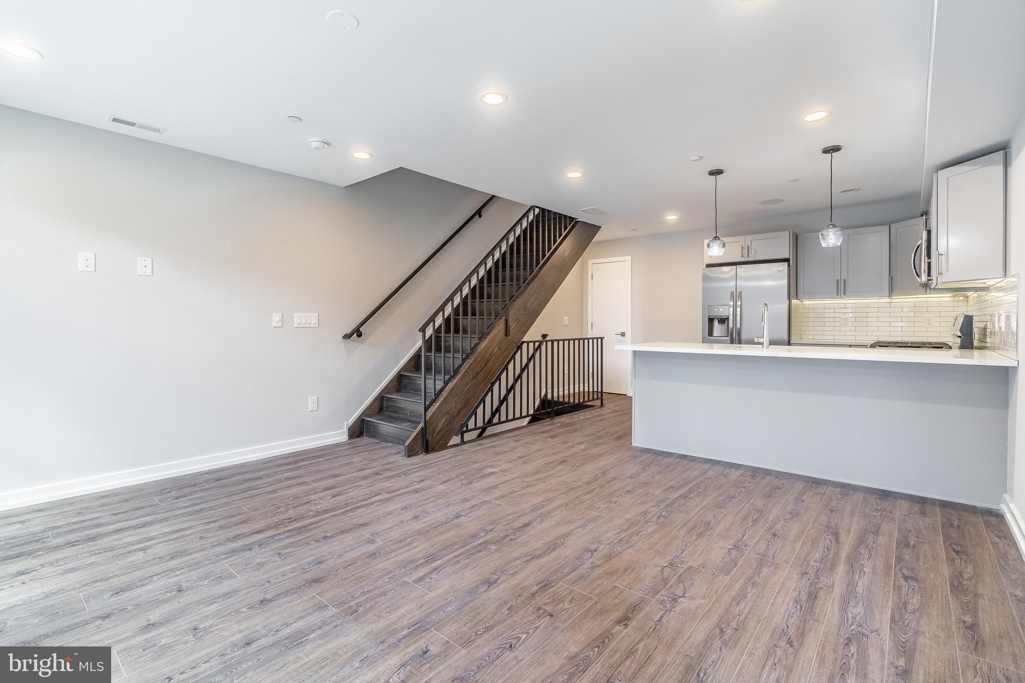 GRADUATE HOSPITAL - Residential Lease