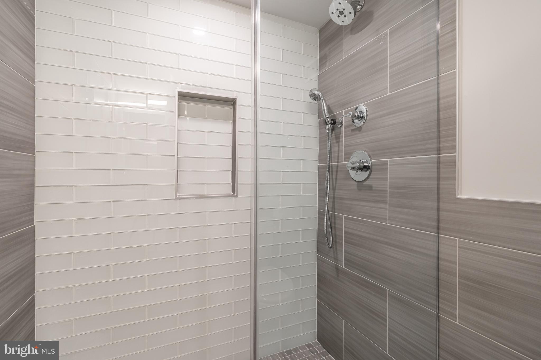 GRADUATE HOSPITAL - Residential Lease