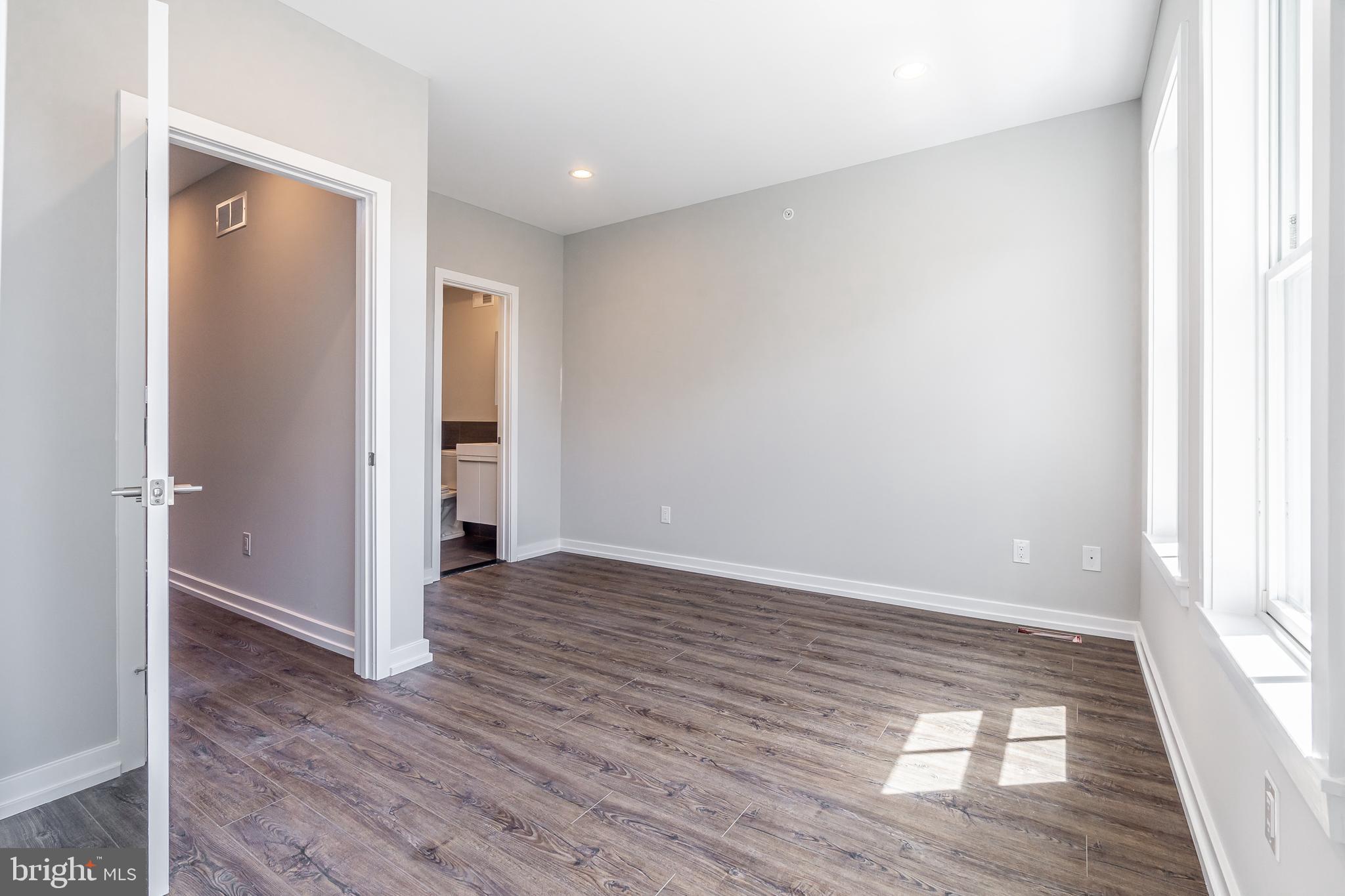 GRADUATE HOSPITAL - Residential Lease