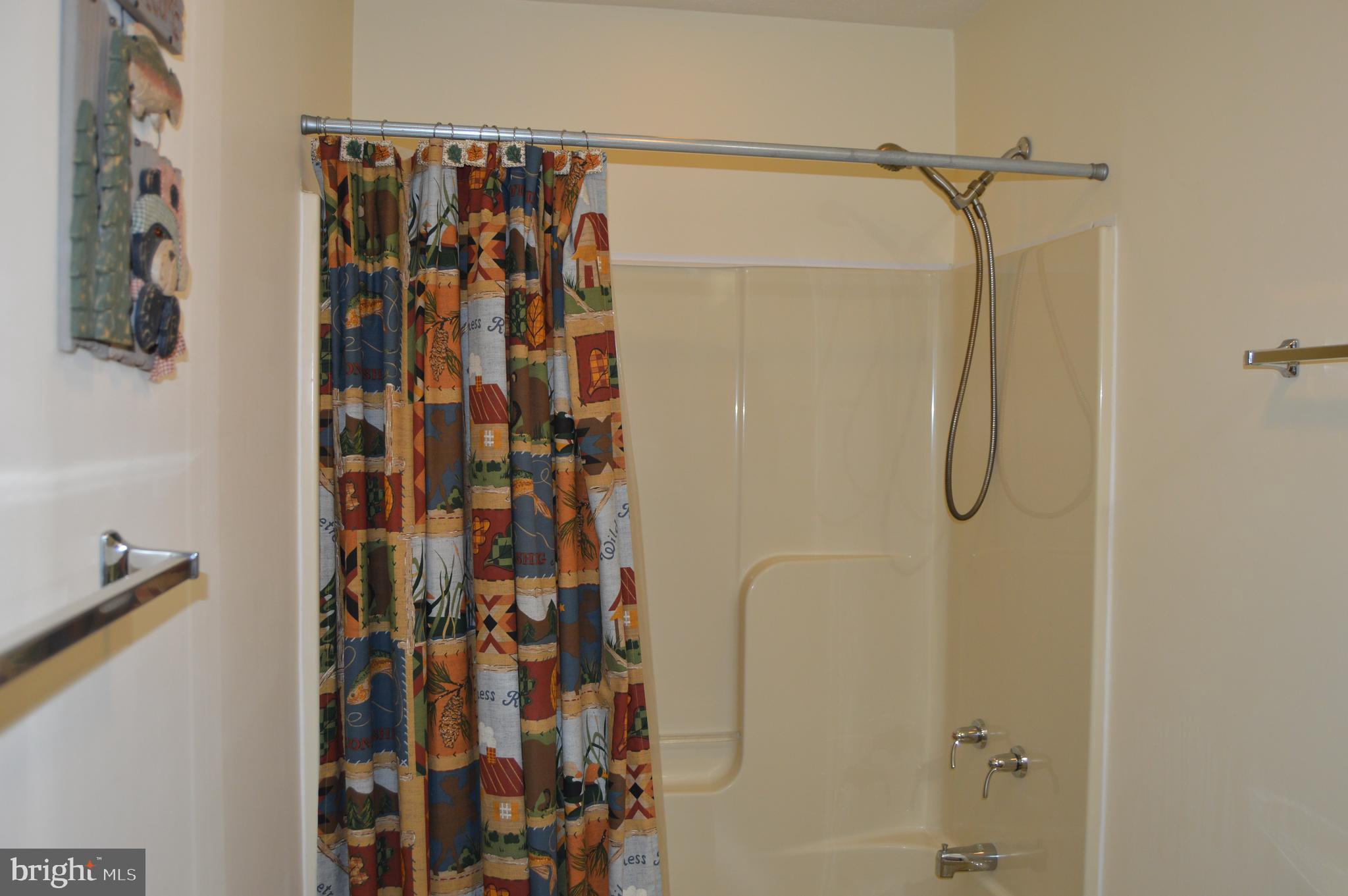 ALPINE LAKE  RESORT - Residential