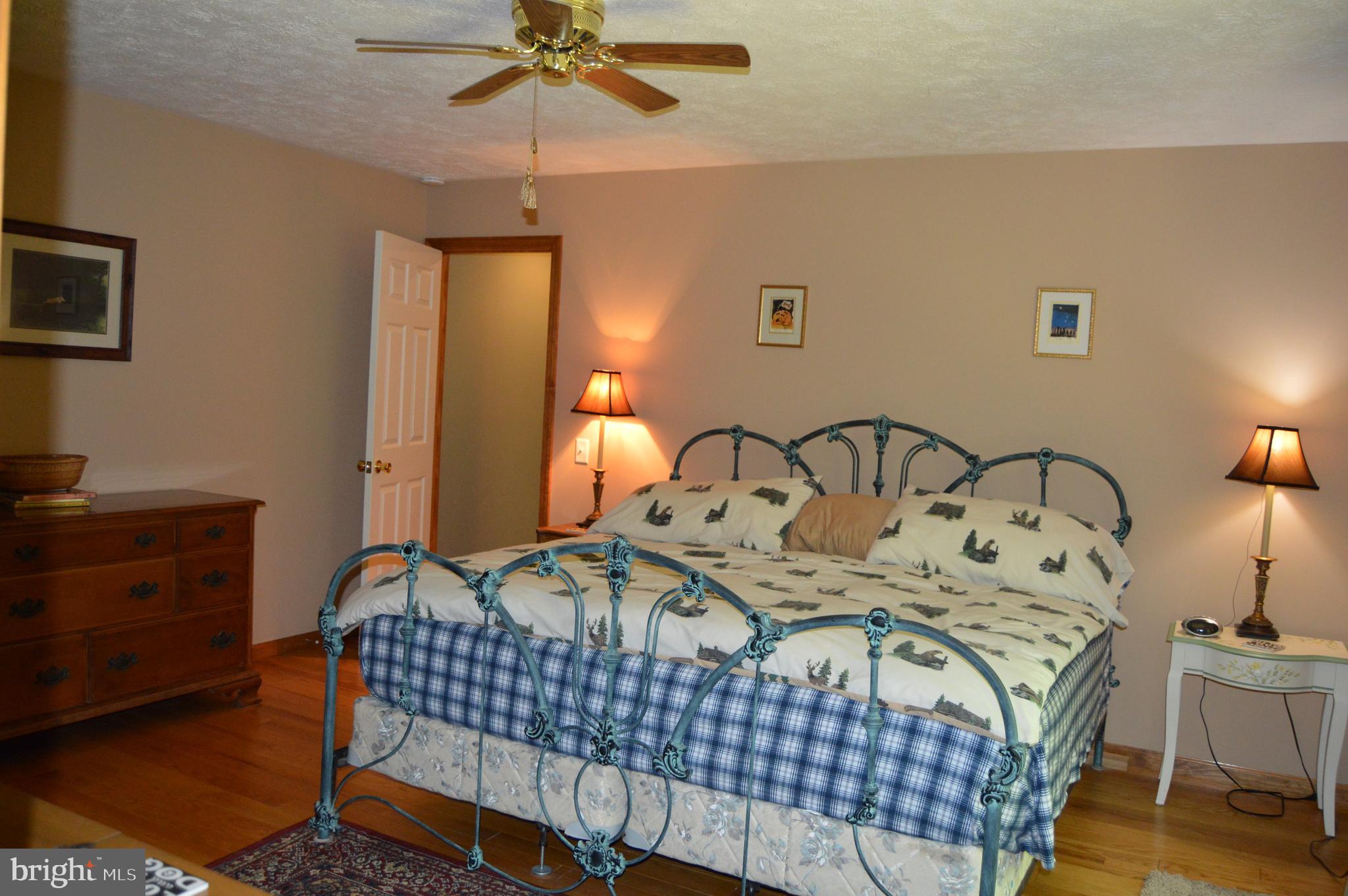 ALPINE LAKE  RESORT - Residential