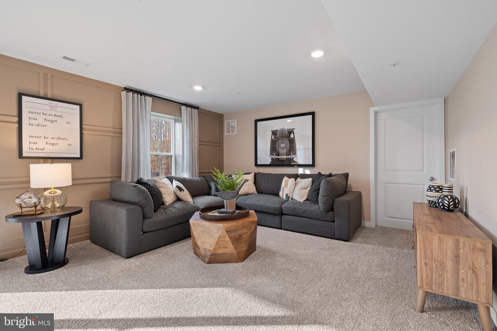 ACTON PARK - Residential