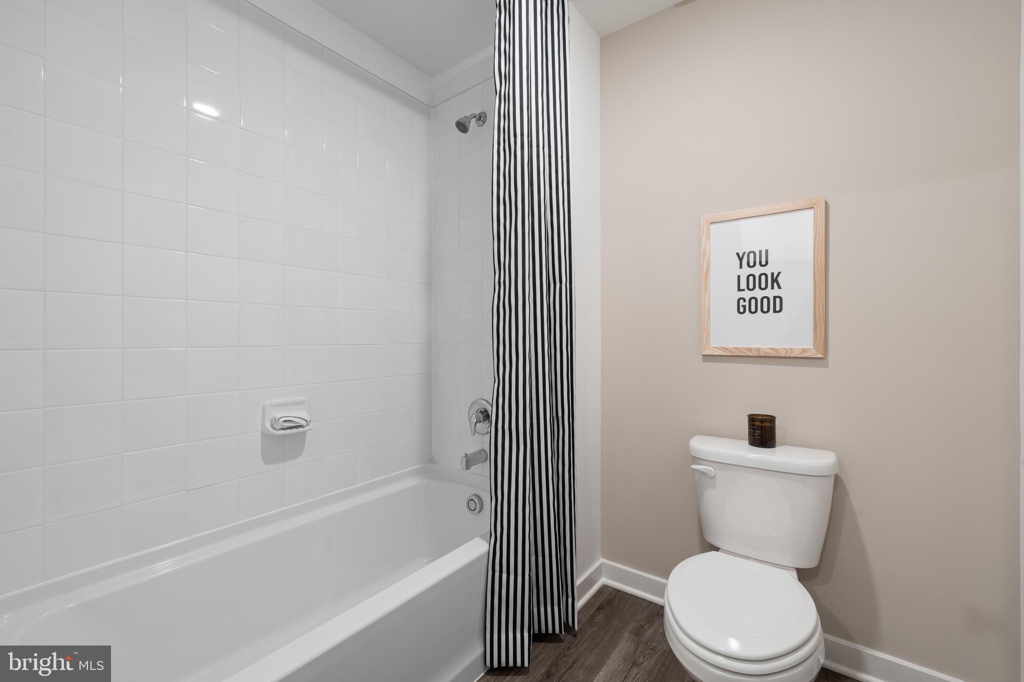 ACTON PARK - Residential