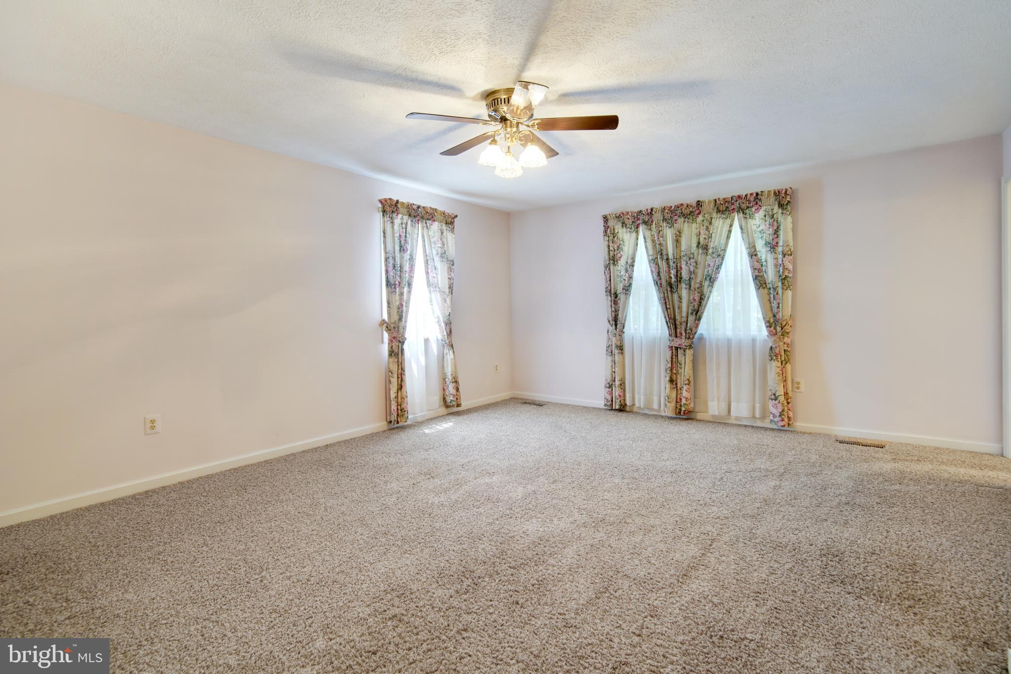 KING GEORGE ESTATES SUB - Residential