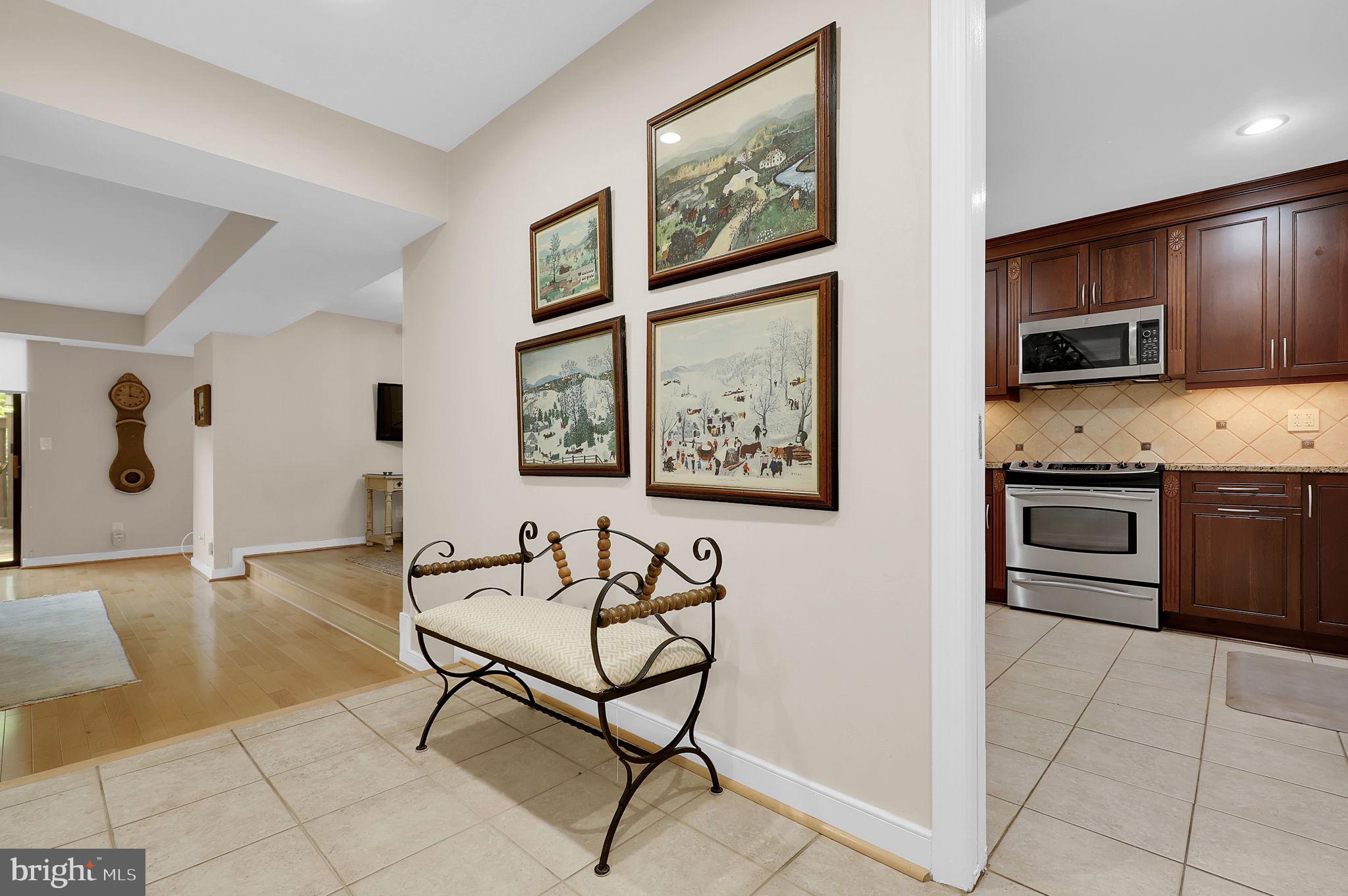 11400 STRAND DRIVE R-16