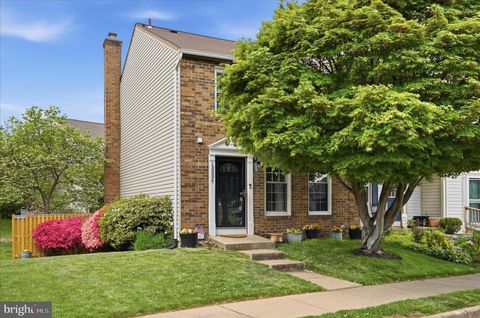Photo of 13336 Tannery Court, FAIRFAX, VA 22033 (MLS # VAFX2304368)