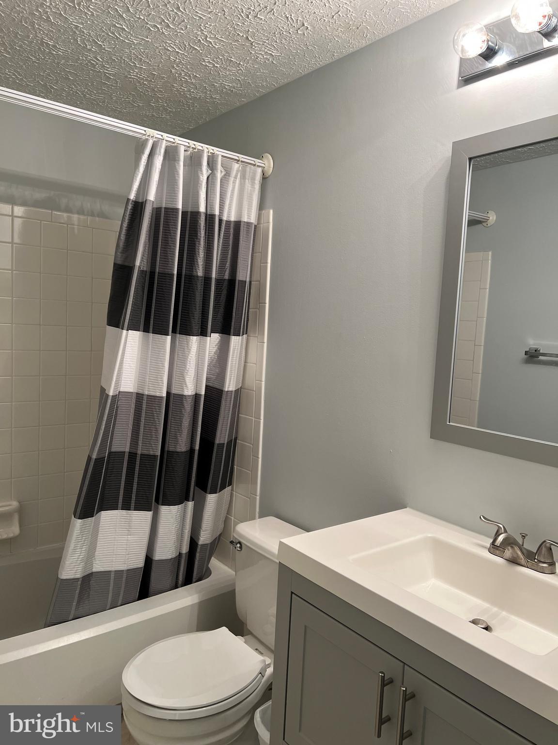 CHURCHILL TOWN SECTOR - Residential Lease