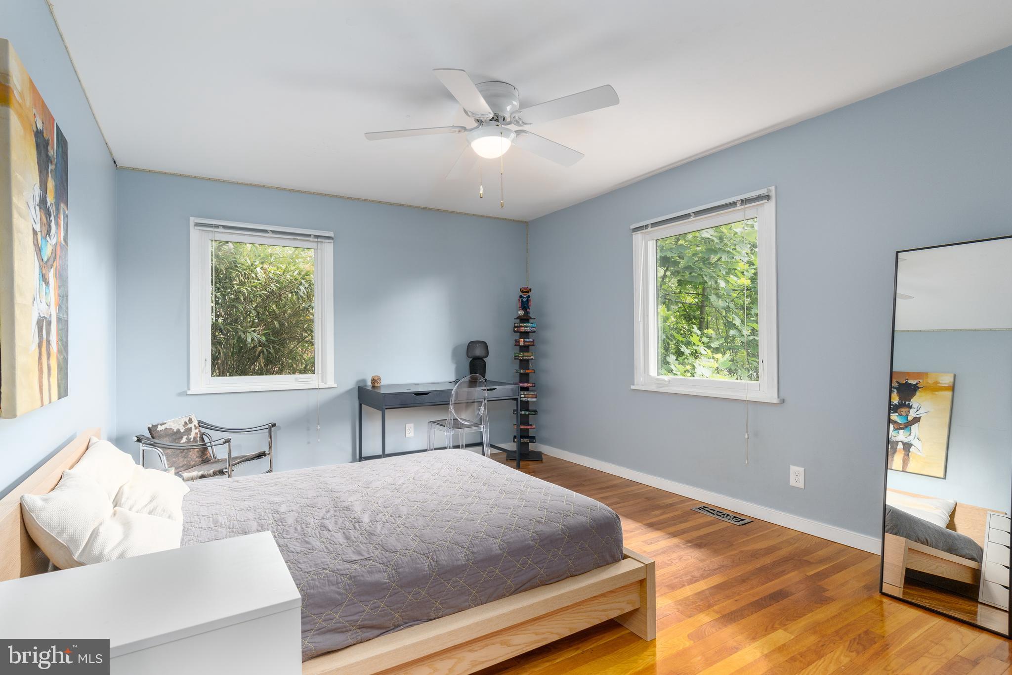 DUNLOP HILLS - Residential Lease