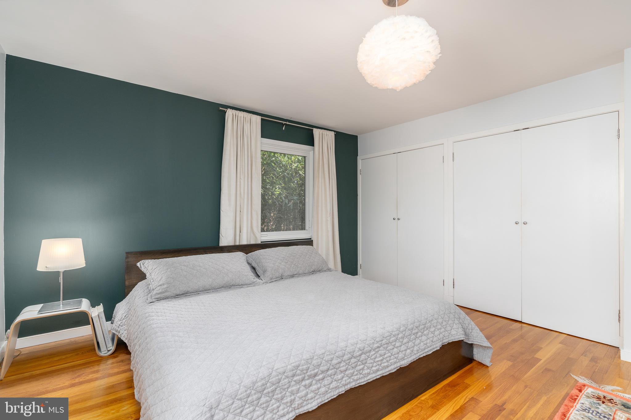 DUNLOP HILLS - Residential Lease