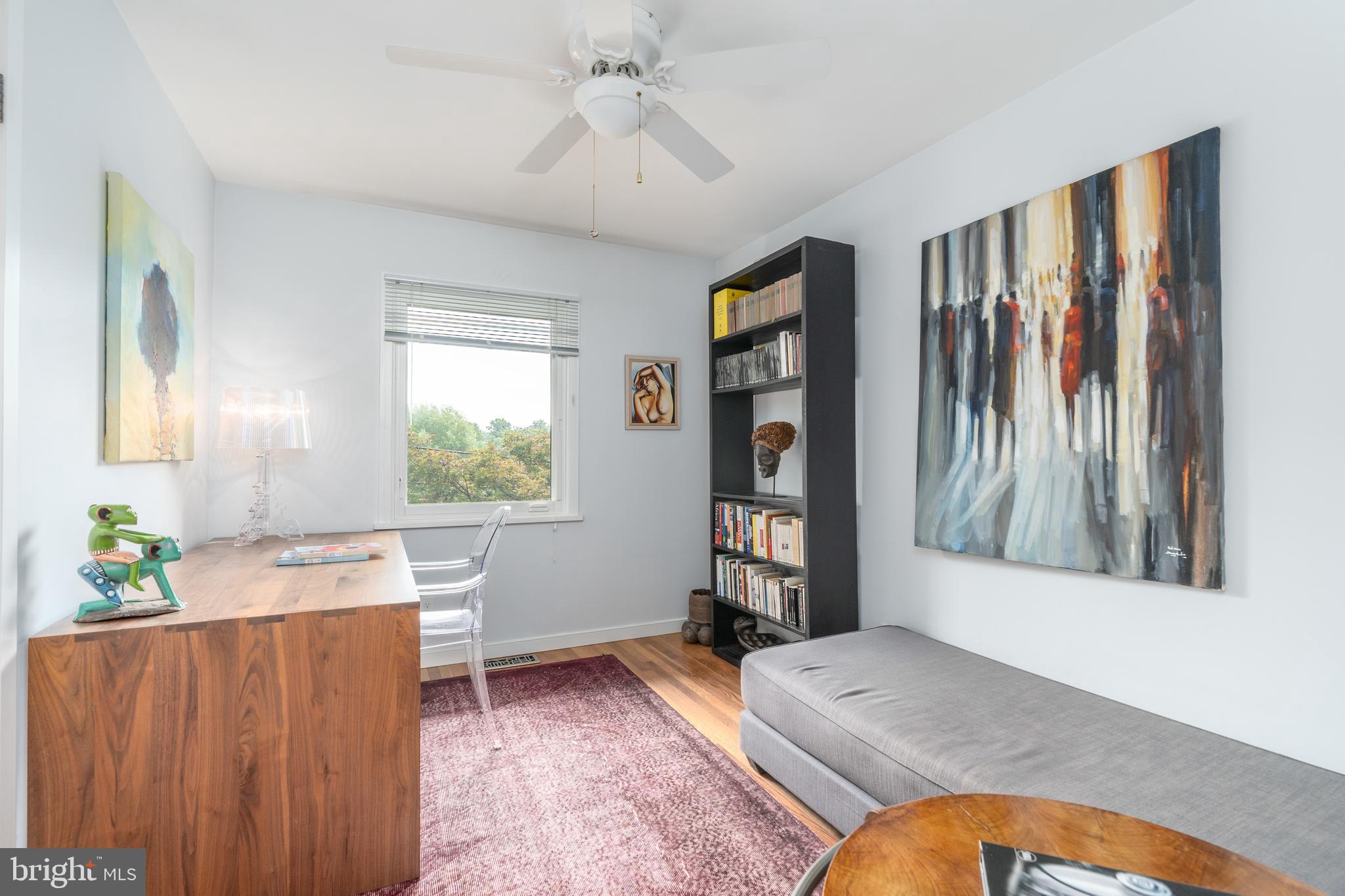 DUNLOP HILLS - Residential Lease