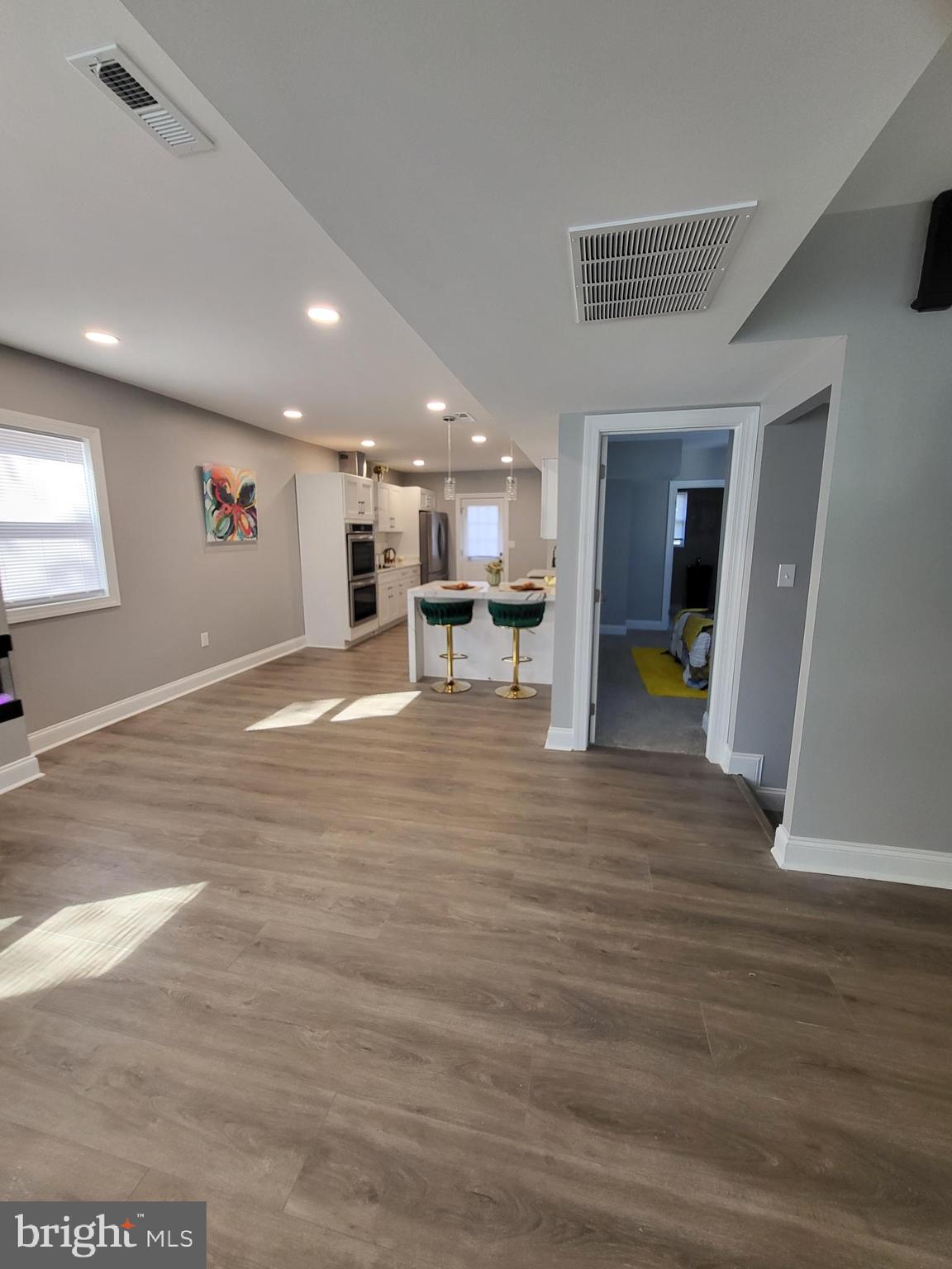 16 WALDRON AVENUE