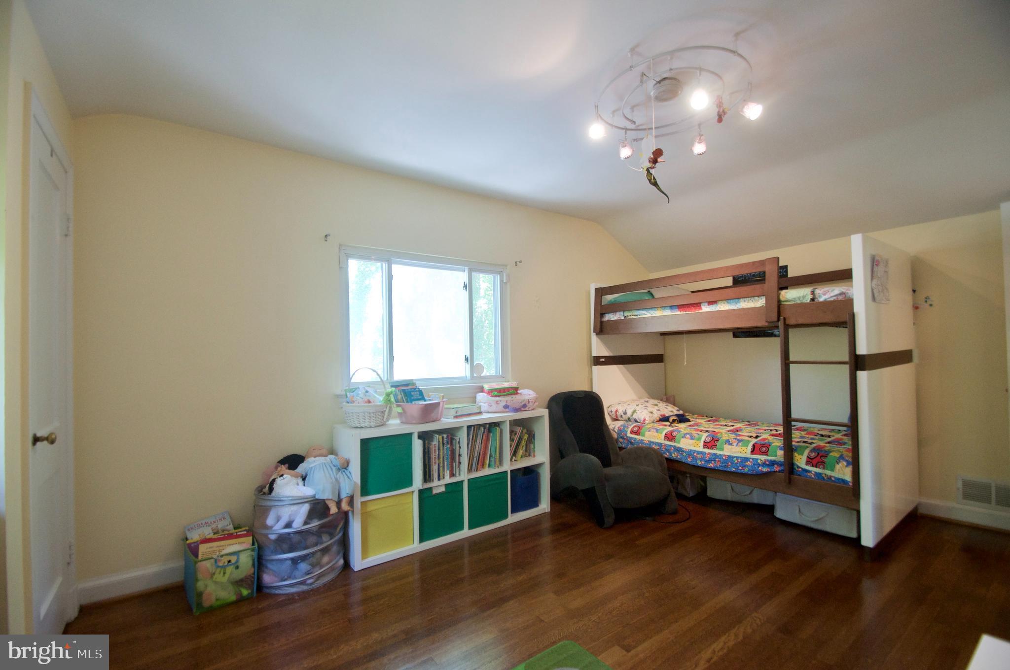 GREENACRES - Residential Lease