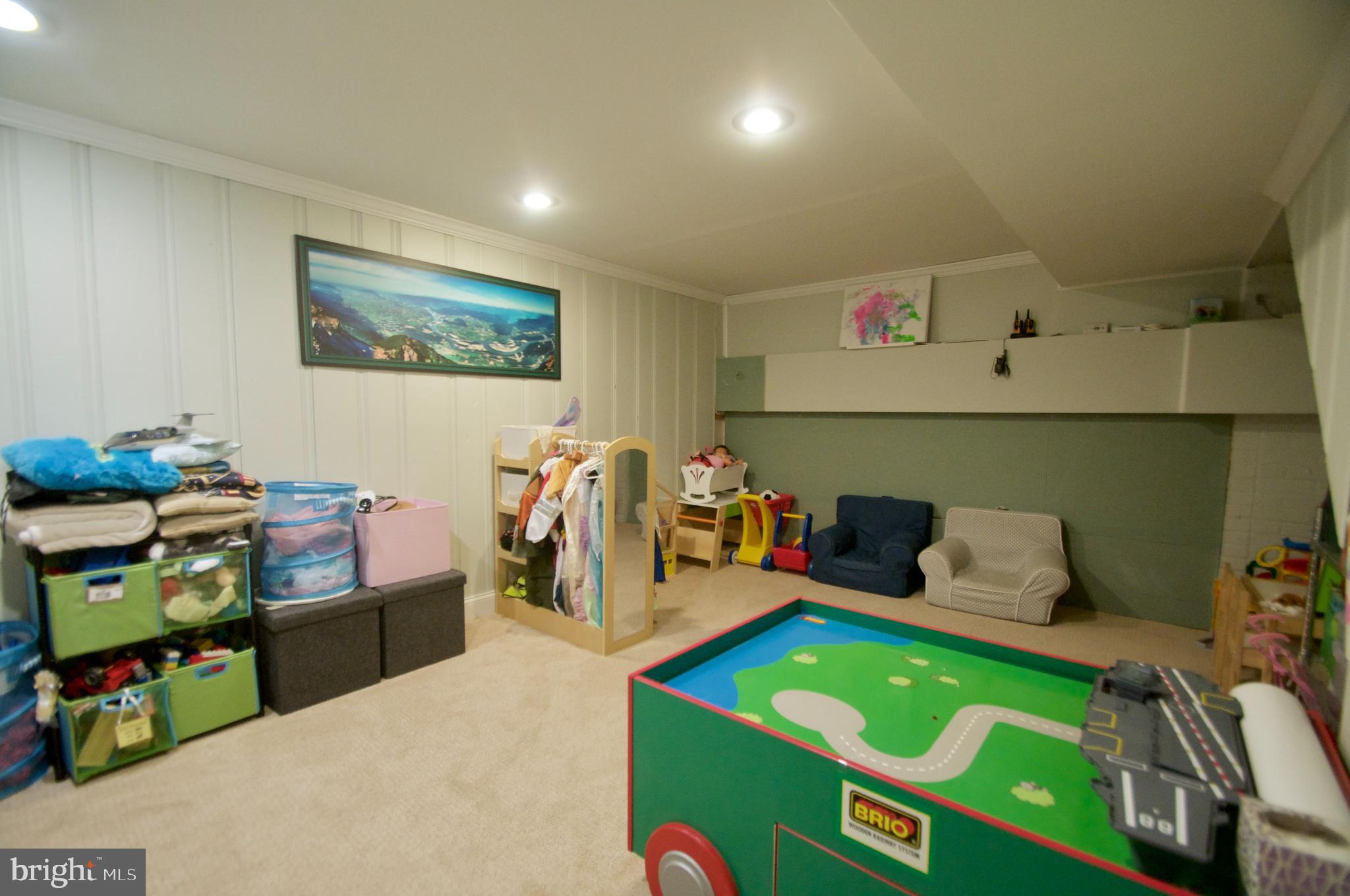 GREENACRES - Residential Lease