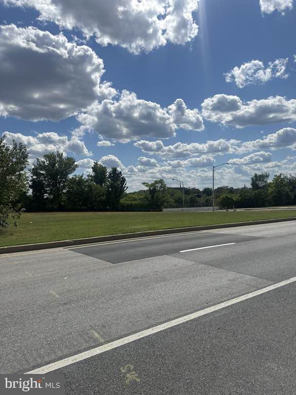 1030 W FRANKLIN STREET