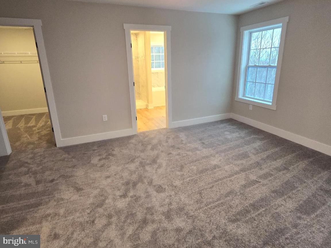 LAKE FOREST ESTATES - Residential