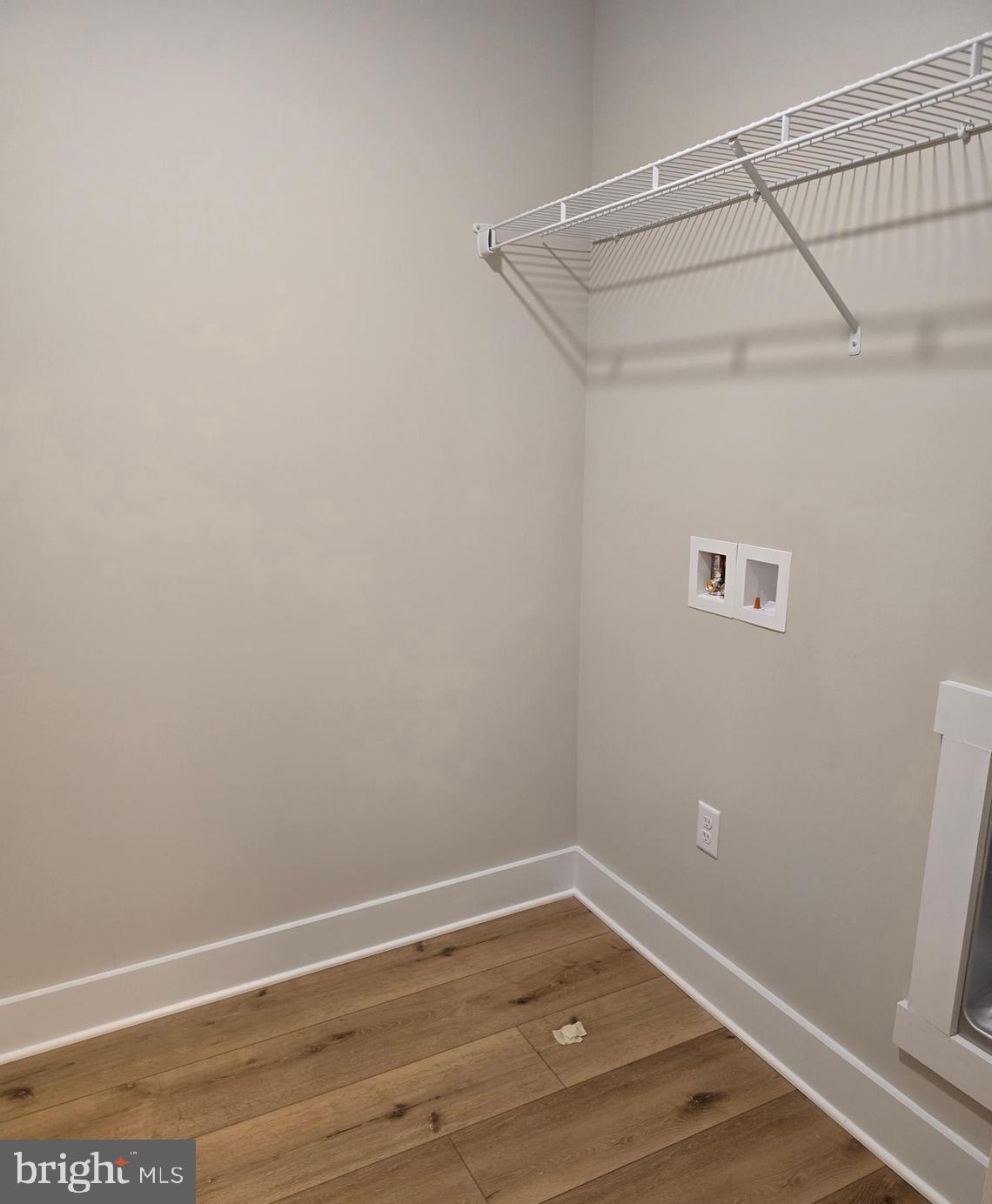 LAKE FOREST ESTATES - Residential