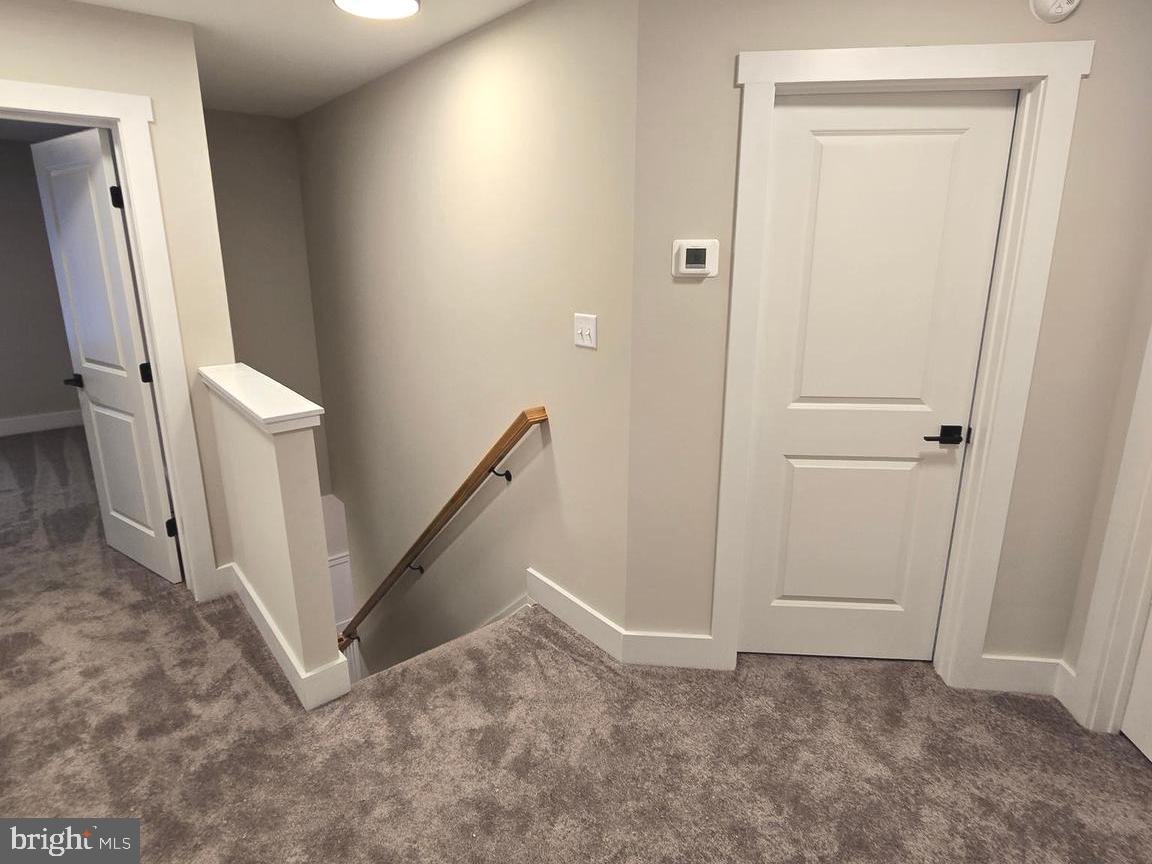 LAKE FOREST ESTATES - Residential