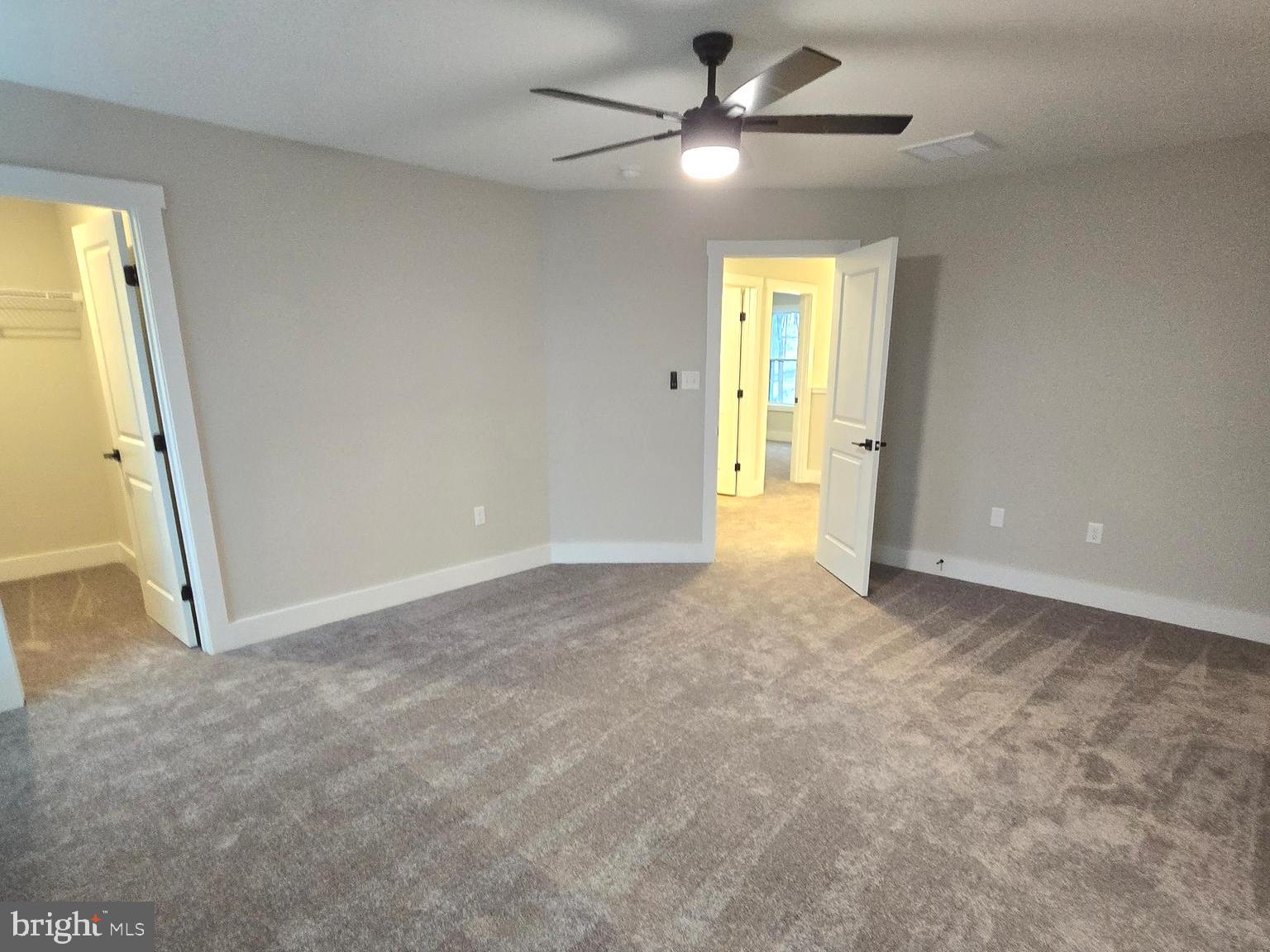 LAKE FOREST ESTATES - Residential