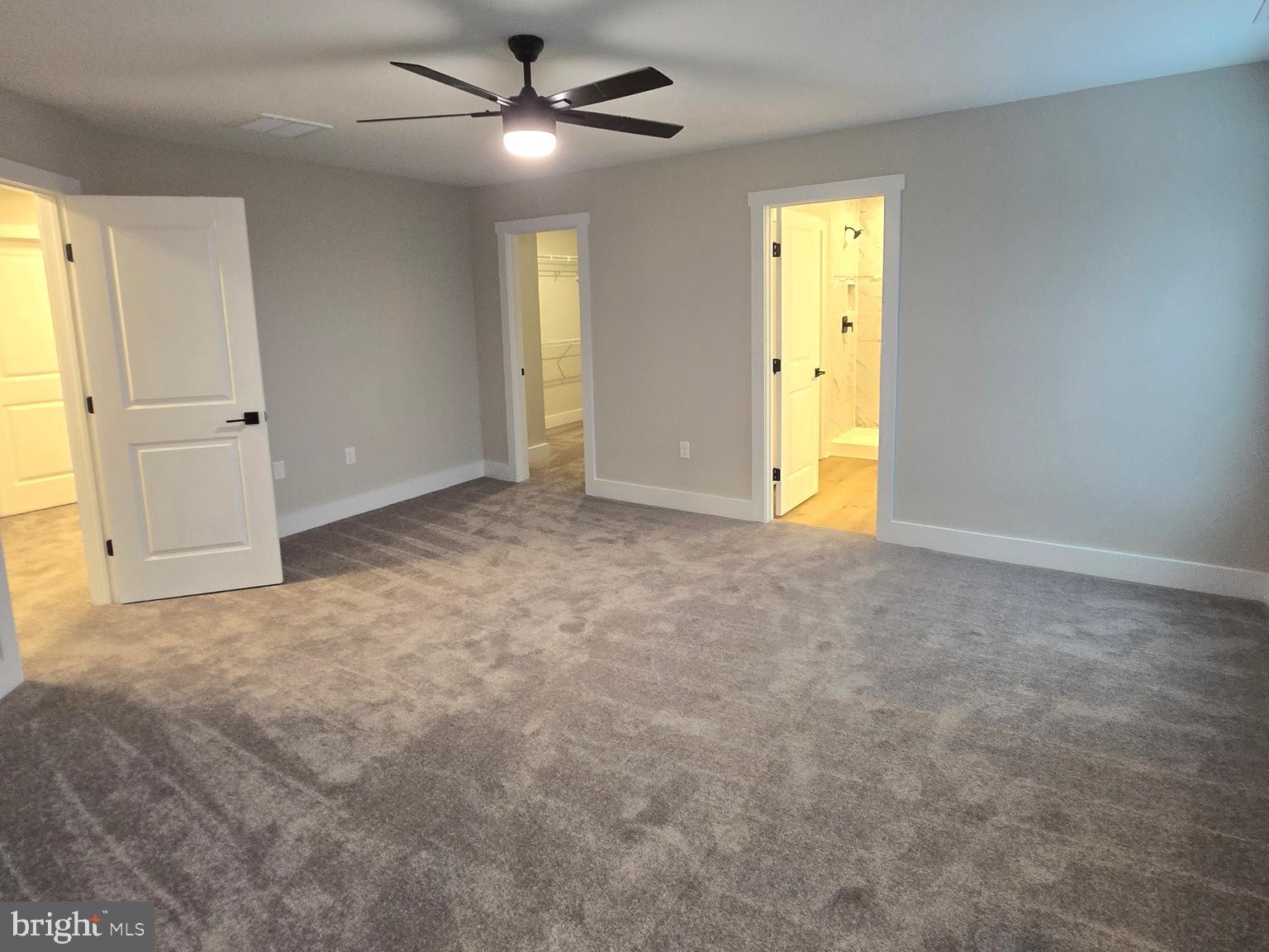 LAKE FOREST ESTATES - Residential