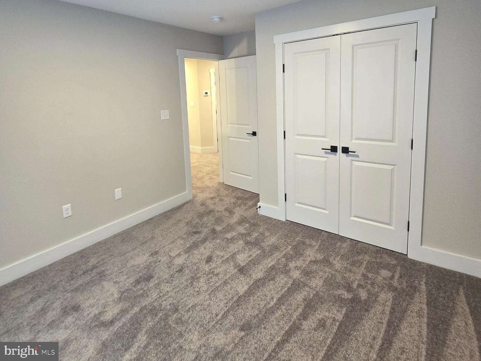 LAKE FOREST ESTATES - Residential