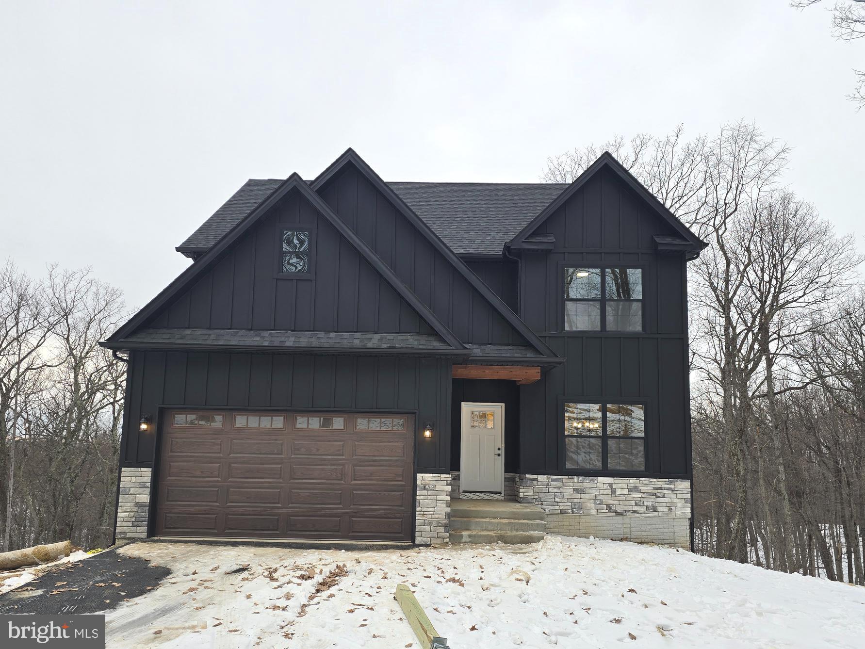 LAKE FOREST ESTATES - Residential