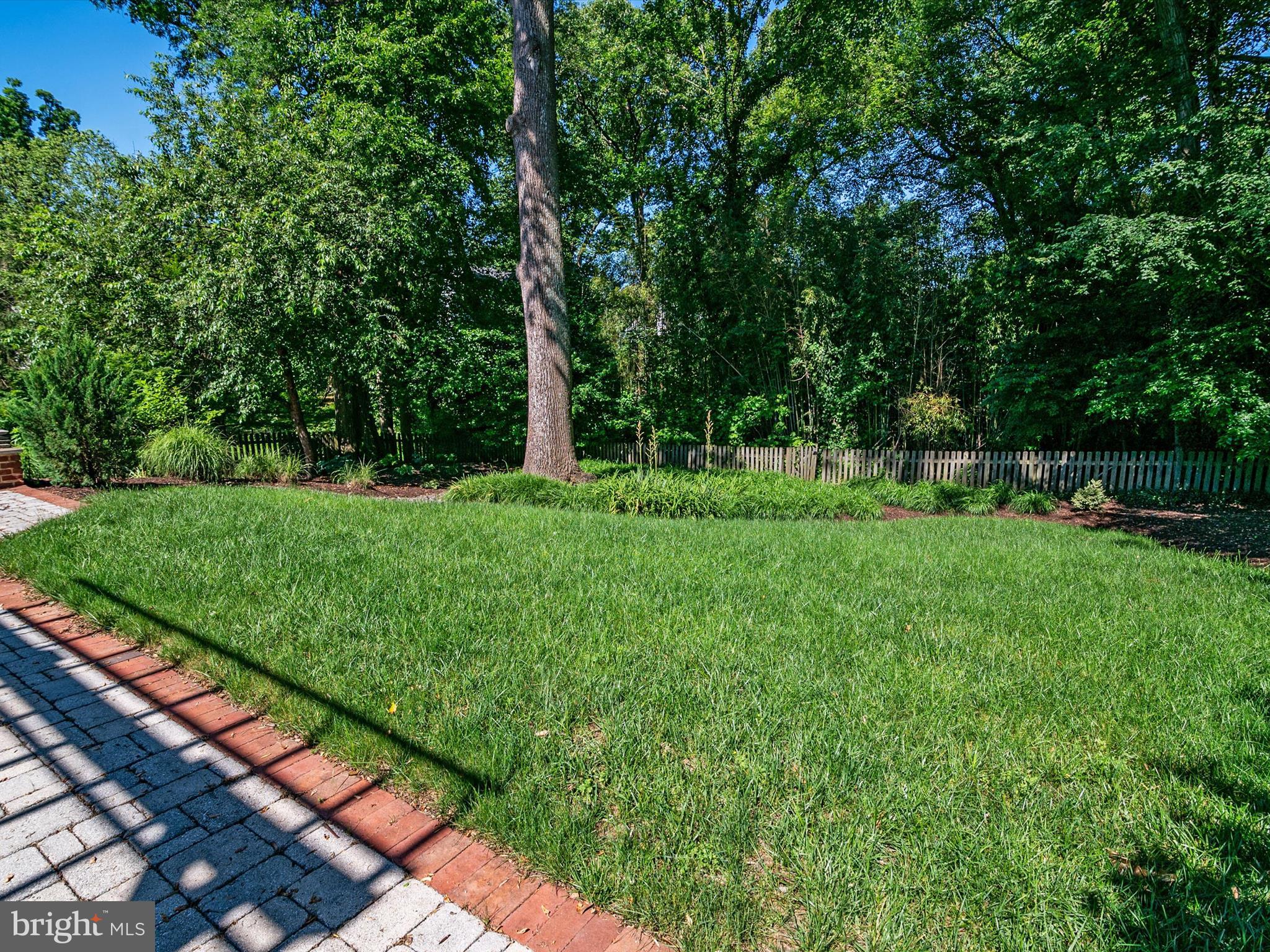 HOMEWOOD - Residential