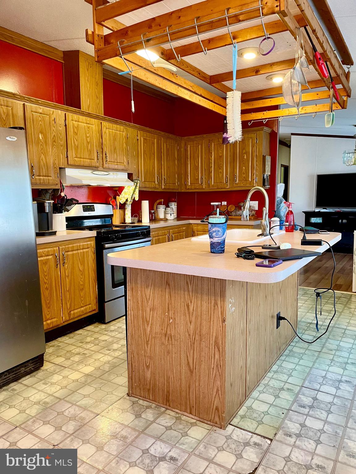 SHADY GROVE MHP - Residential