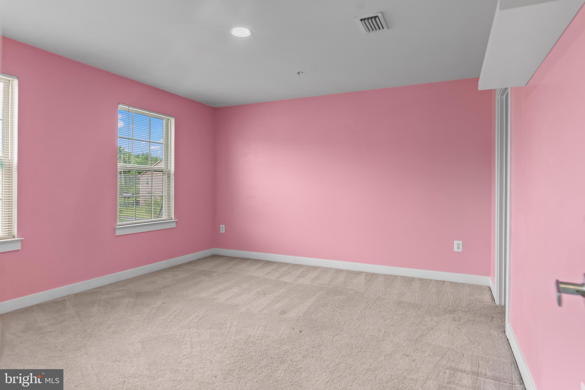 DANVILLE ESTATES - Residential