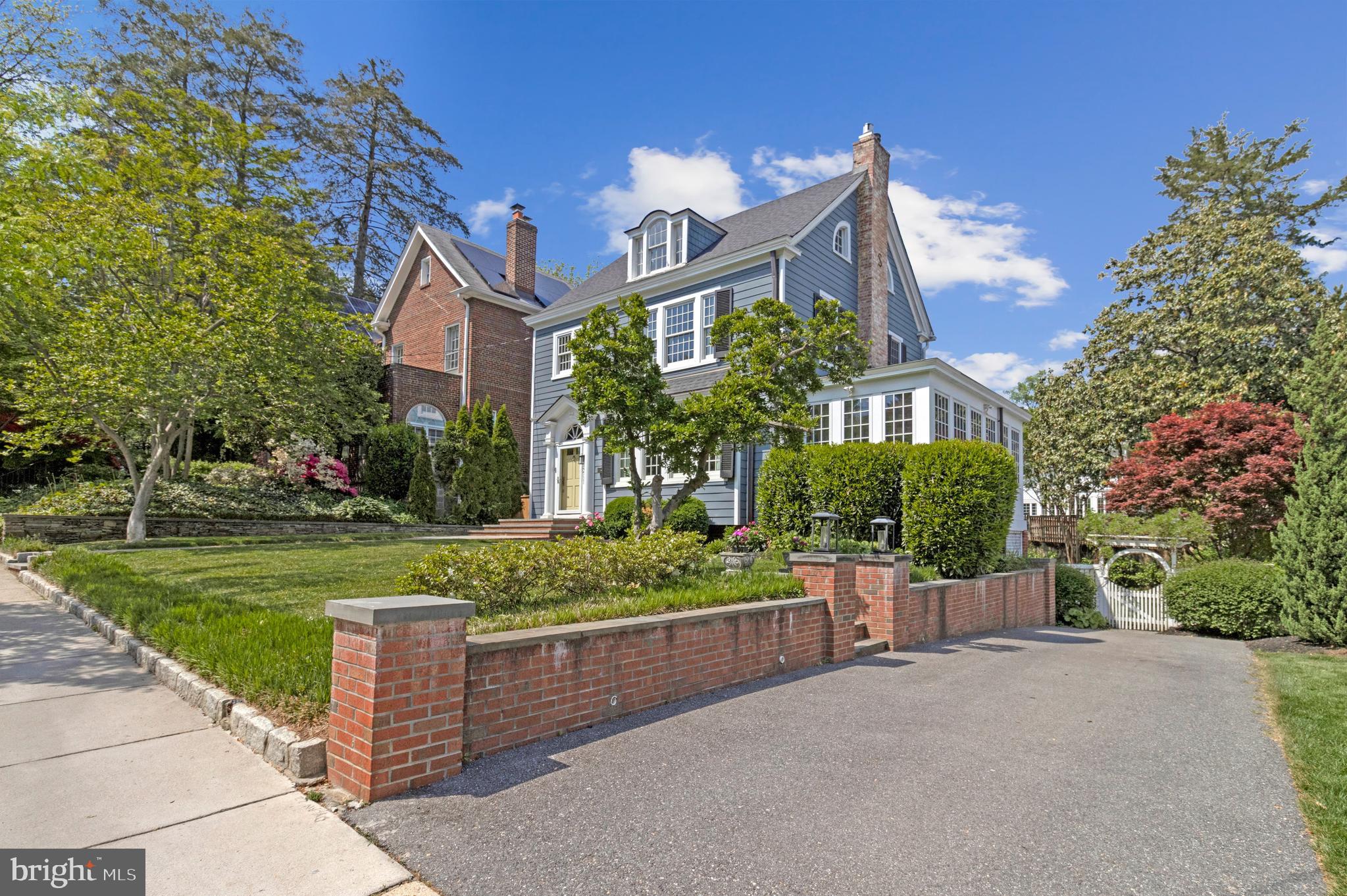 3711 MCKINLEY STREET NW