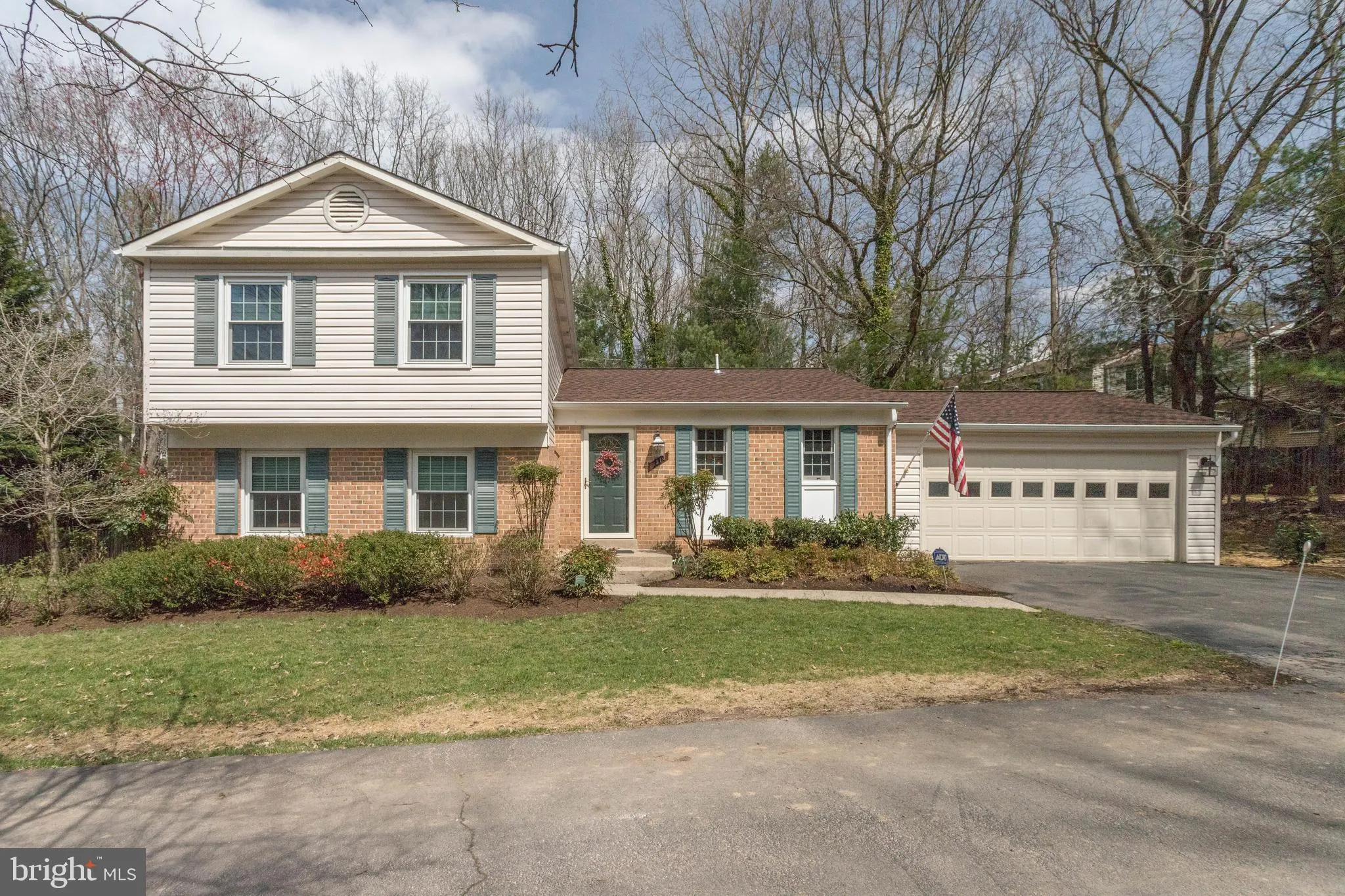 5513 Corot Court, Fairfax, VA 22032